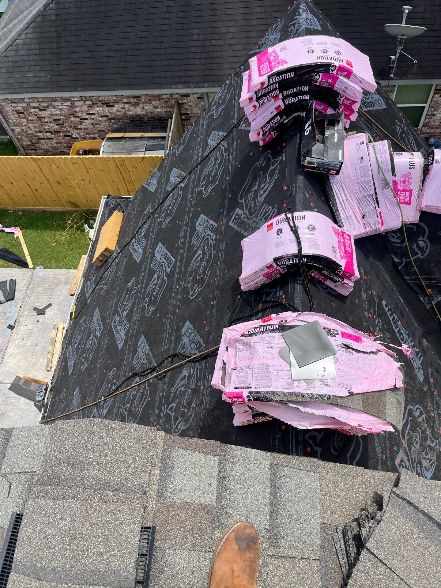 Residential Roofing Installation using Owen's Corning Duration (Lifetime) Shingles by Roof Repair Company