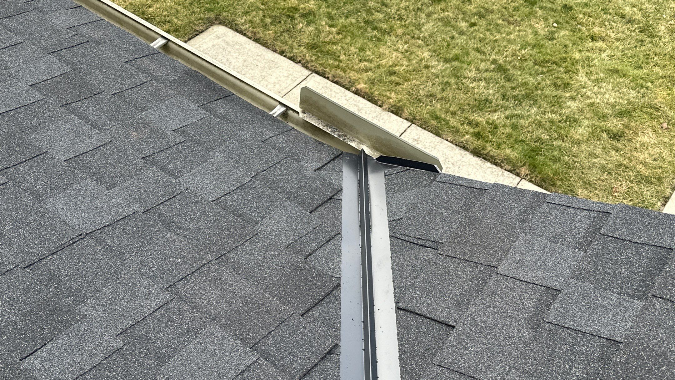 Atlas Black Shadow by Tamlin Roofing