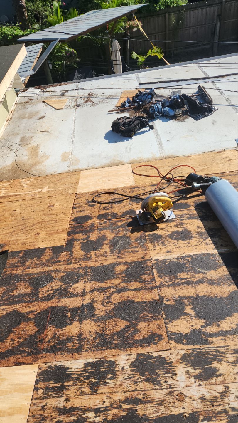 Project in St. Petersburg 33710 by Mitchell Roofing Company LLC 