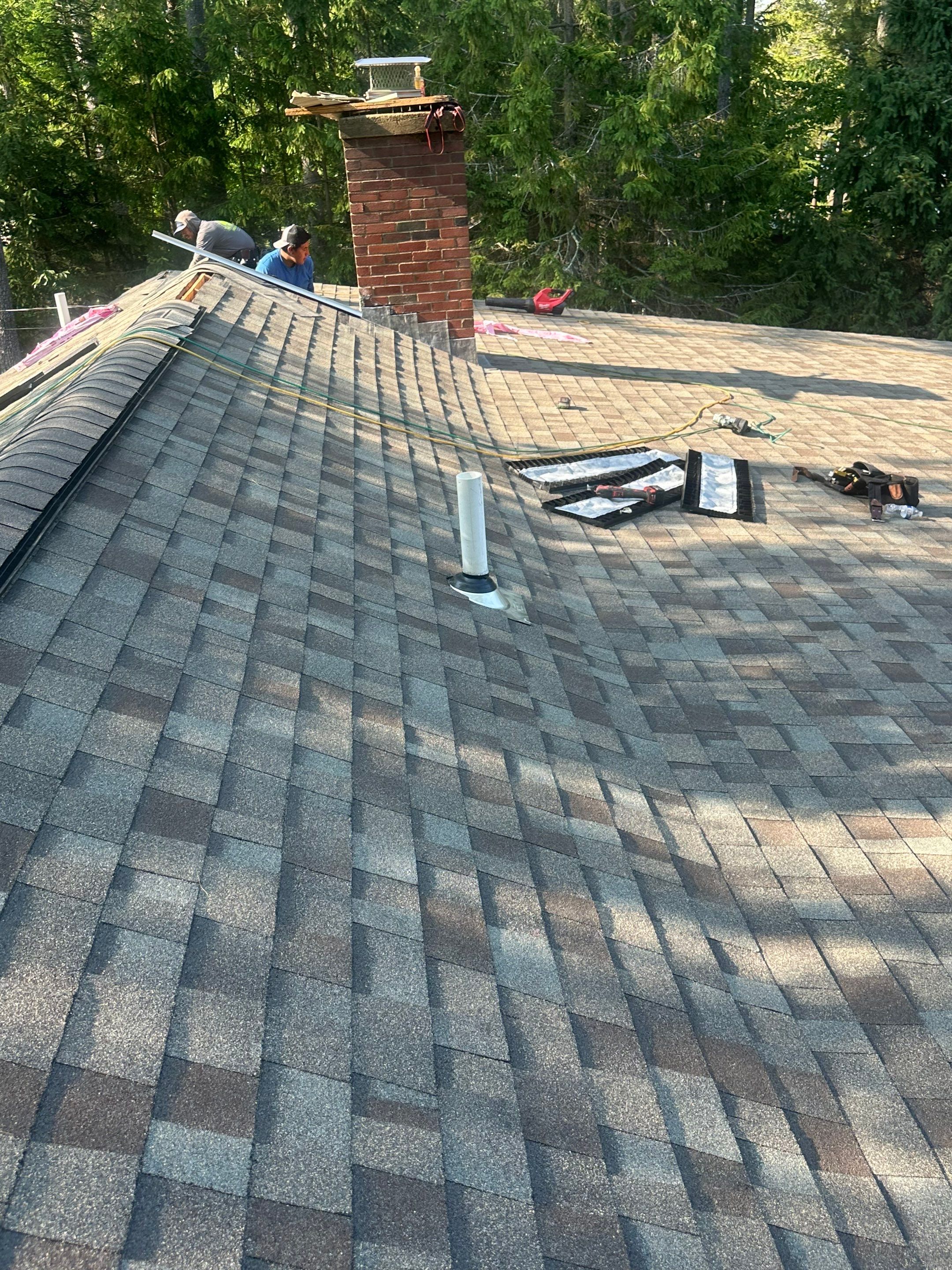 OC Roof Install On The Lake In Deerfield, New Hampshire by Tall pine roofing