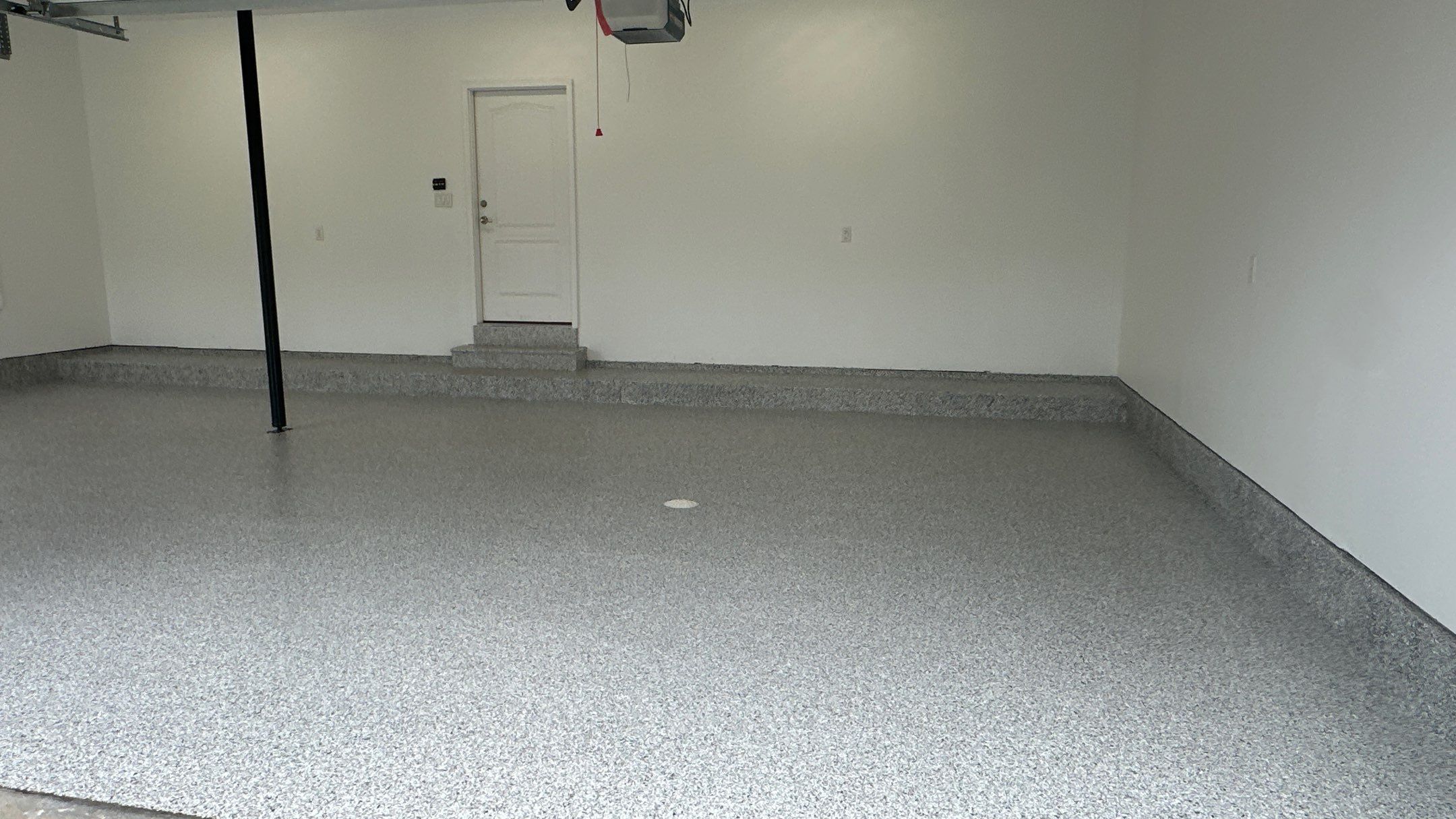 Richard W made the choice of Coyote flake on his new Banner Garage Floor by Banner Garage