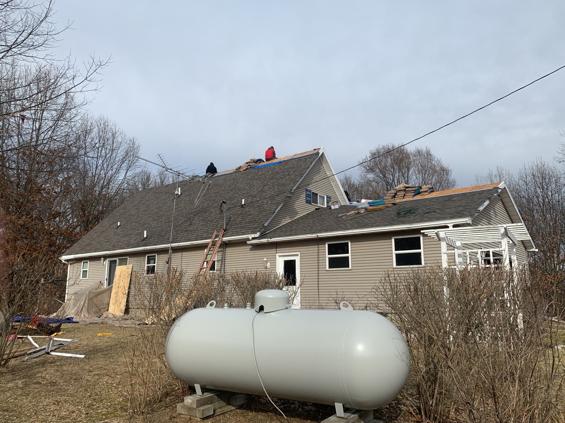 Roof Replacement using CertainTeed Landmark by 180 Contractors