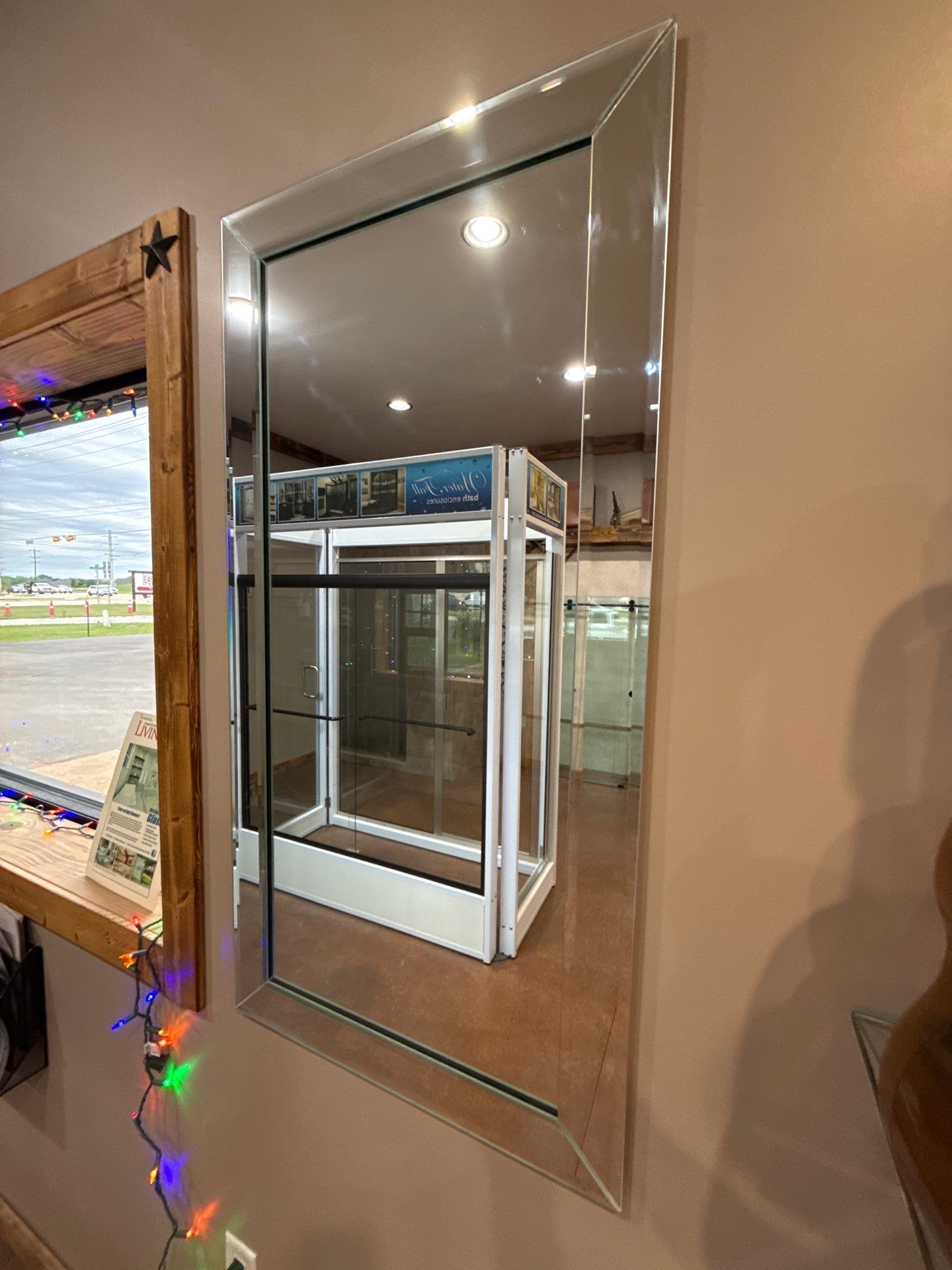 Come See Our SHOWROOM by Richardson Glass & Mirror