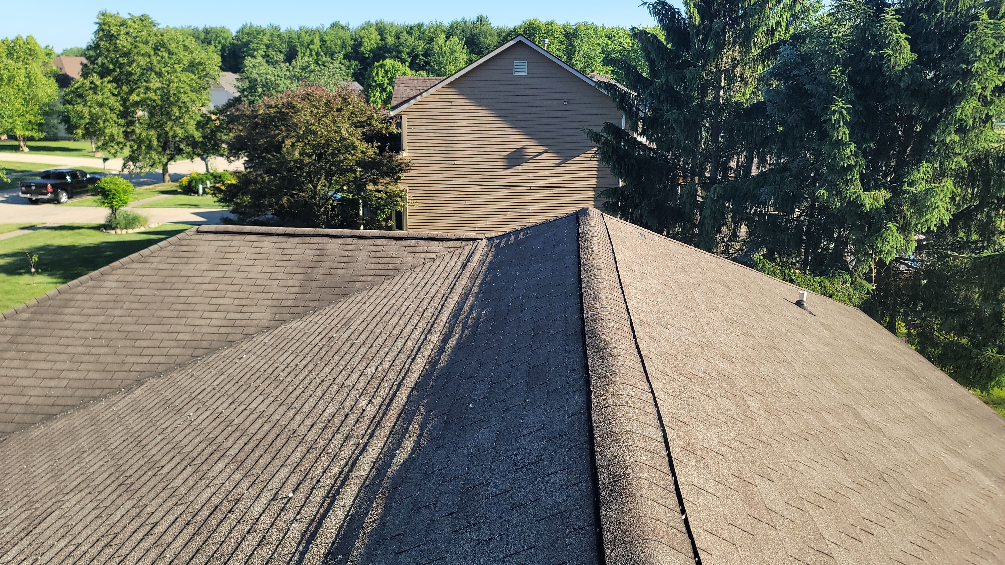 Atlas Pinnacle, Color, Majestic Shake, Drip Edge, Color, White by Eagle Eye Roofing