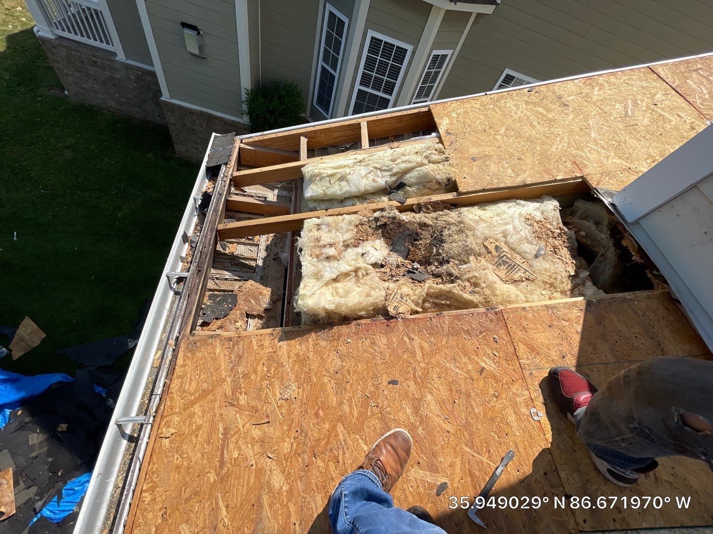Residential Roofing Installation using Owens Corning Oakridge Roofing System by Undersun Roofing 