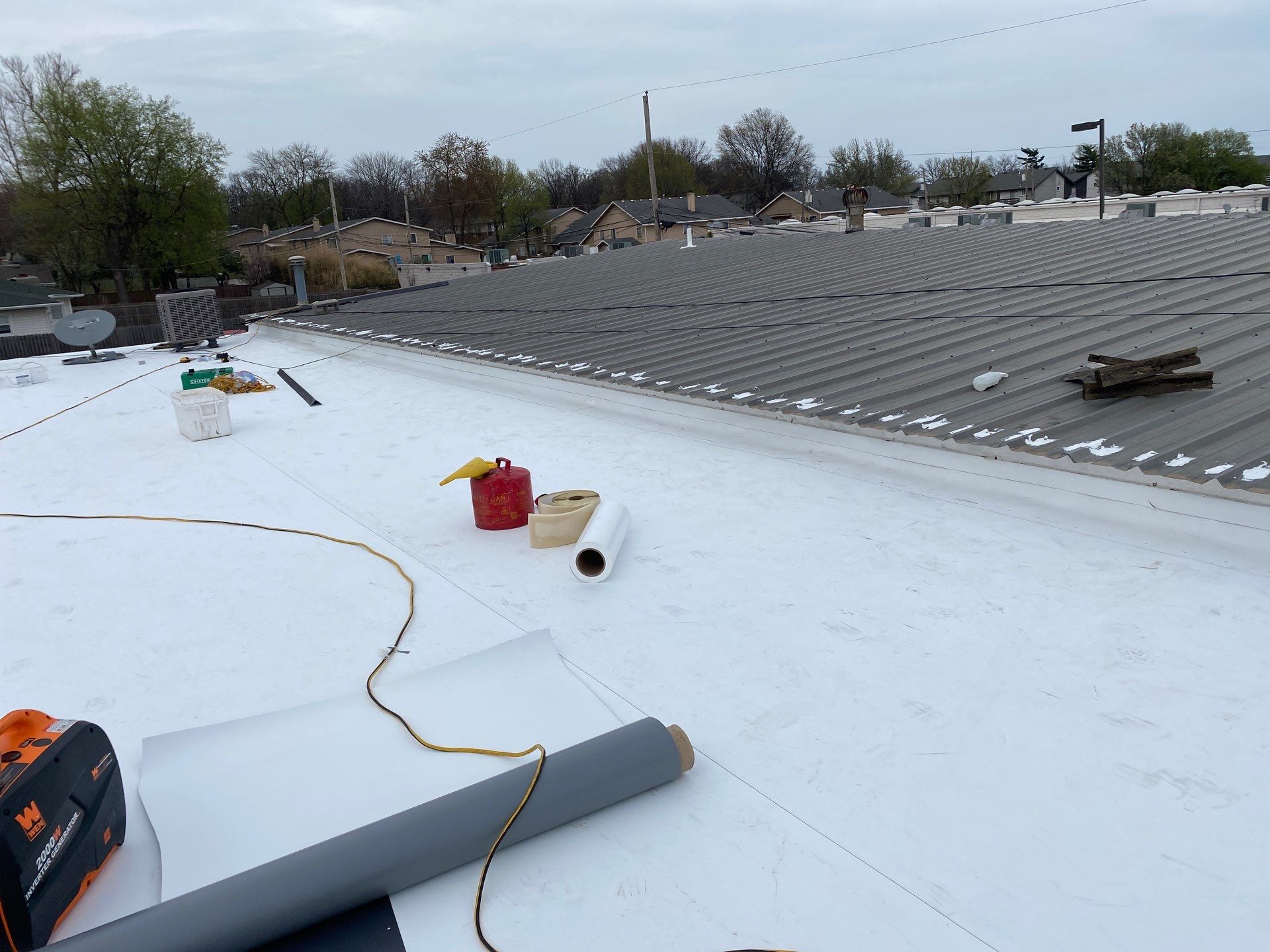 Animal Hospital Springfield MO New 60mil GAF TPO Install by Redeemed Roofing Systems