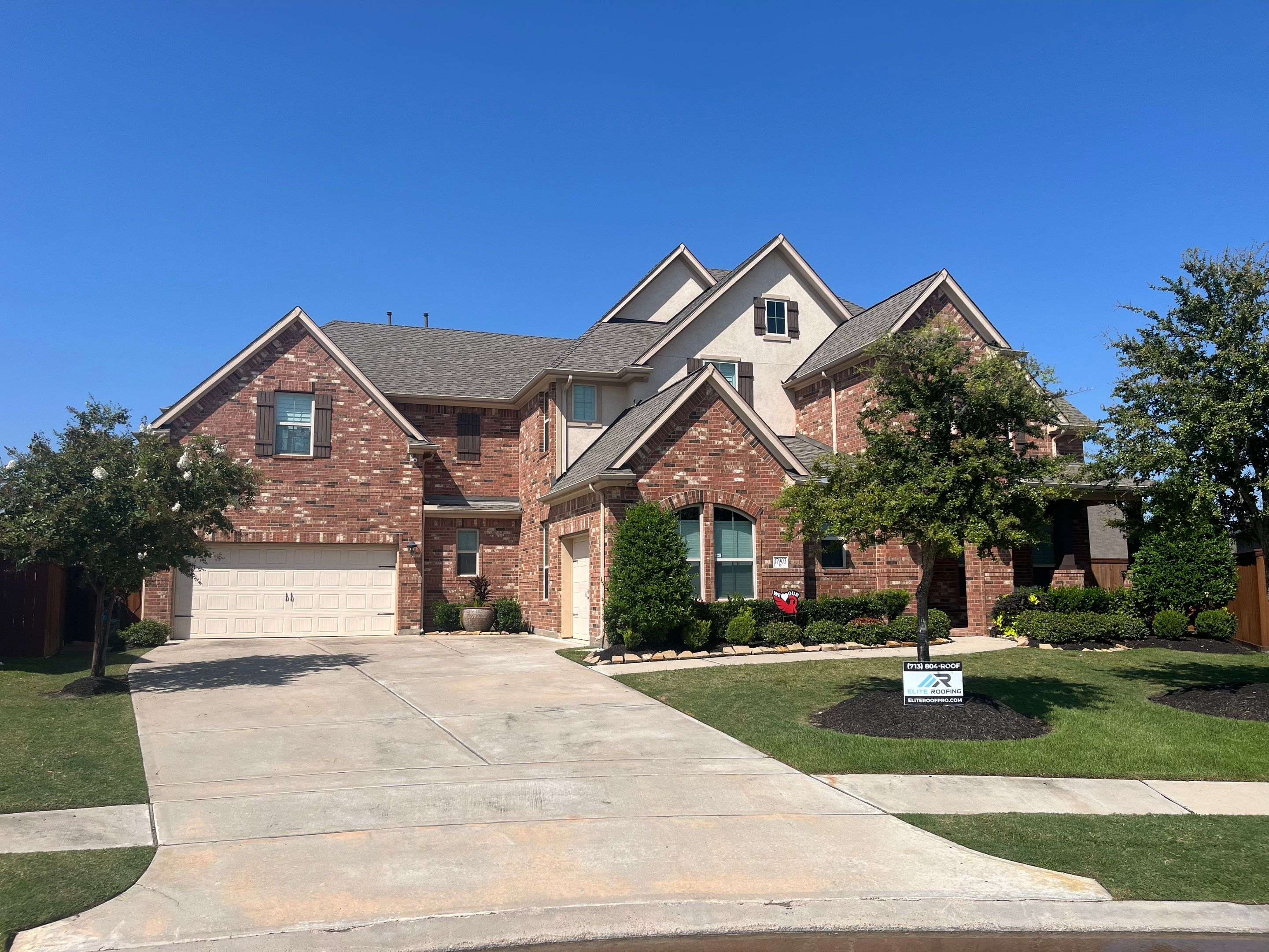 GAF Armorshiled II - Weathered Wood by Elite Roofing LLC