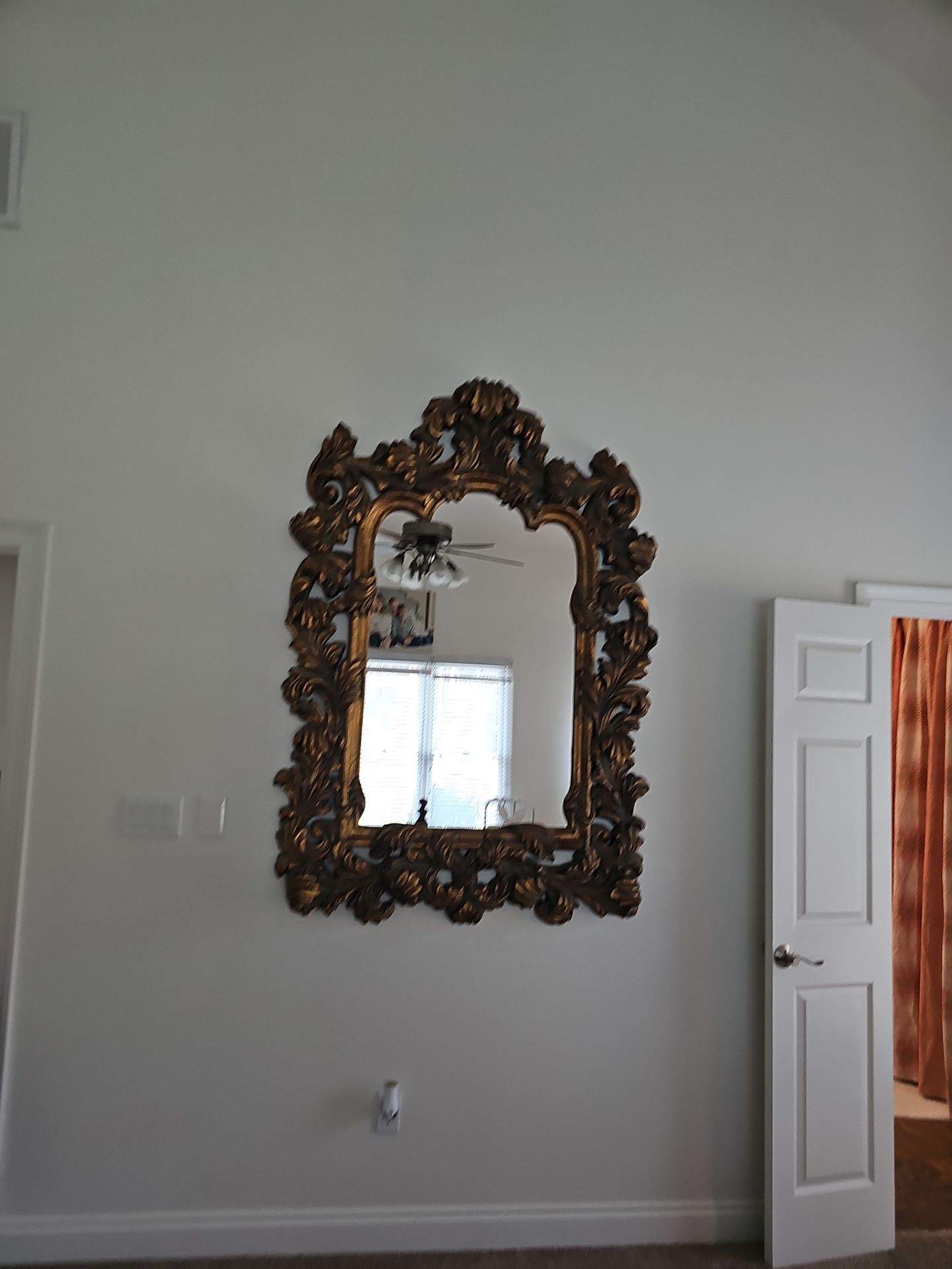 Art & Mirror Hanging Projects by Hangman Mounting & Installation 