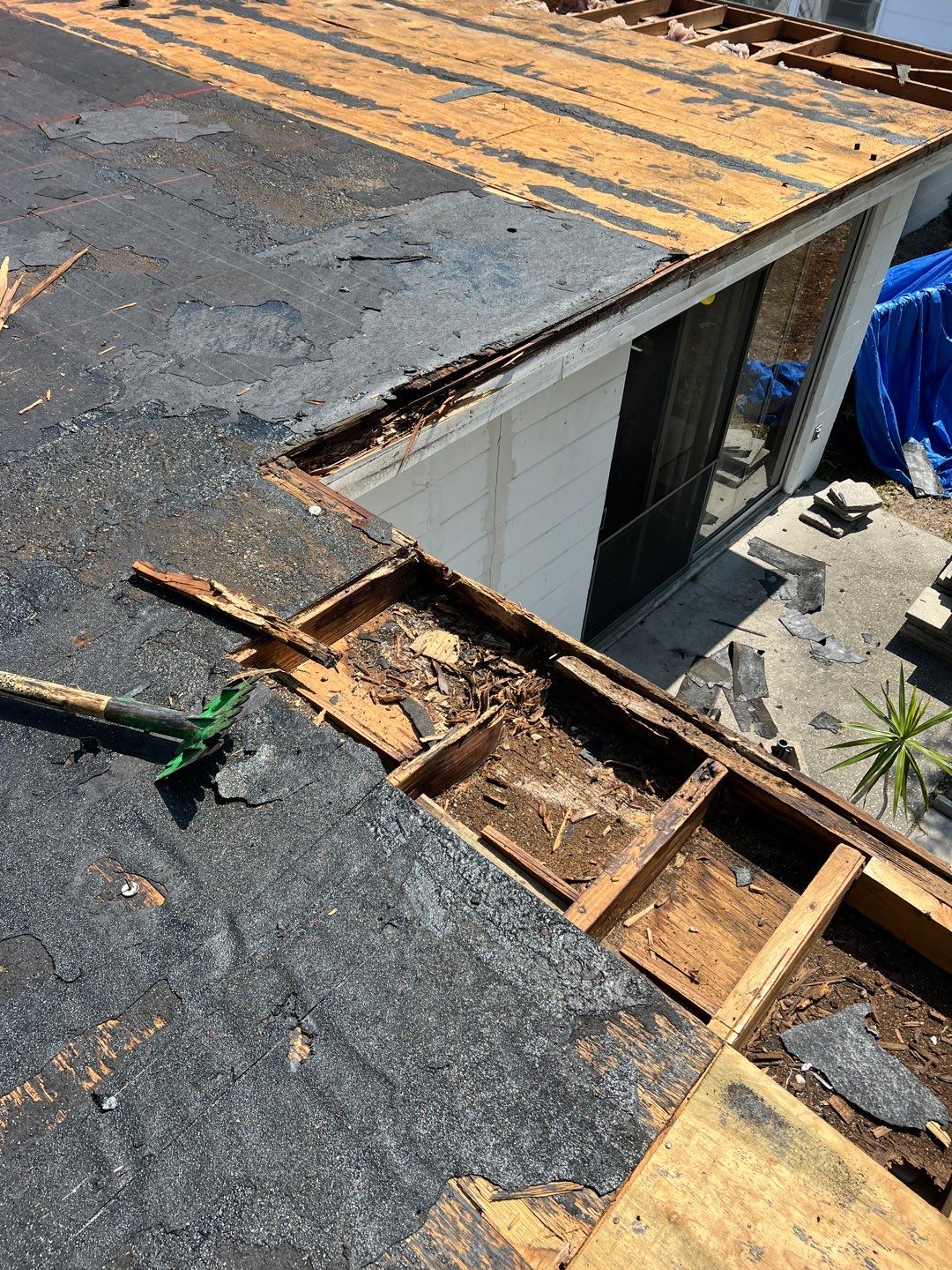 Project in Gulfport 33707 by Mitchell Roofing Company LLC