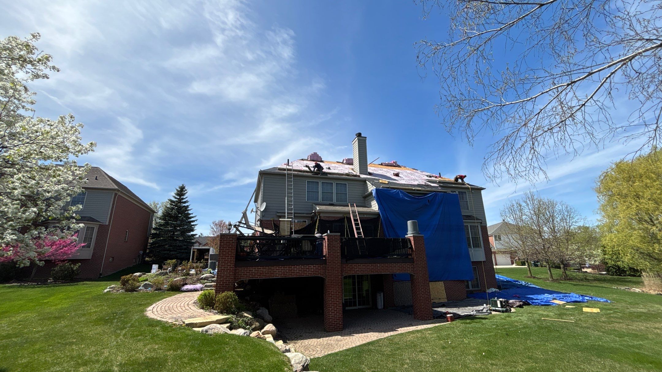 Roof Replacement using Owens Corning Onyx Black by 180 Contractors