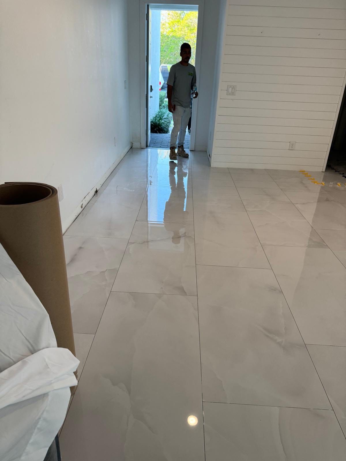 Floors and Baseboards - Wellington by Hevi Tile