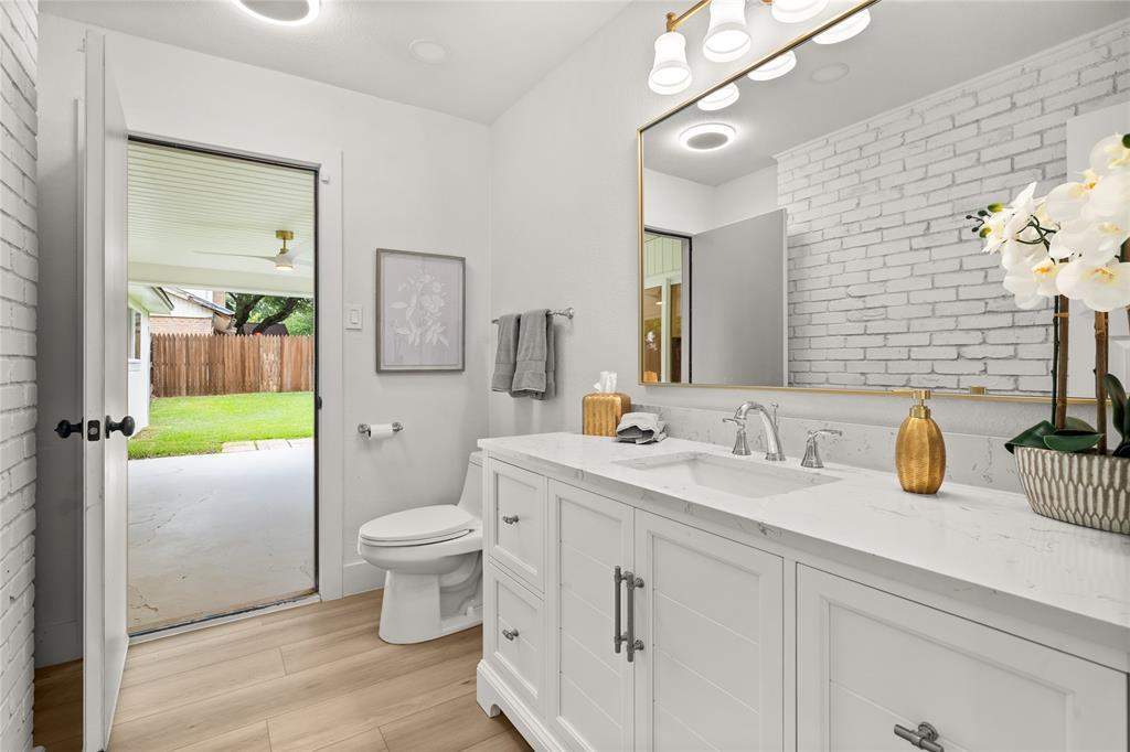 Rapid Sale Remodel: Kitchen & Bath Upgrades That Sold in Two Weeks by Tibi Soli LLC