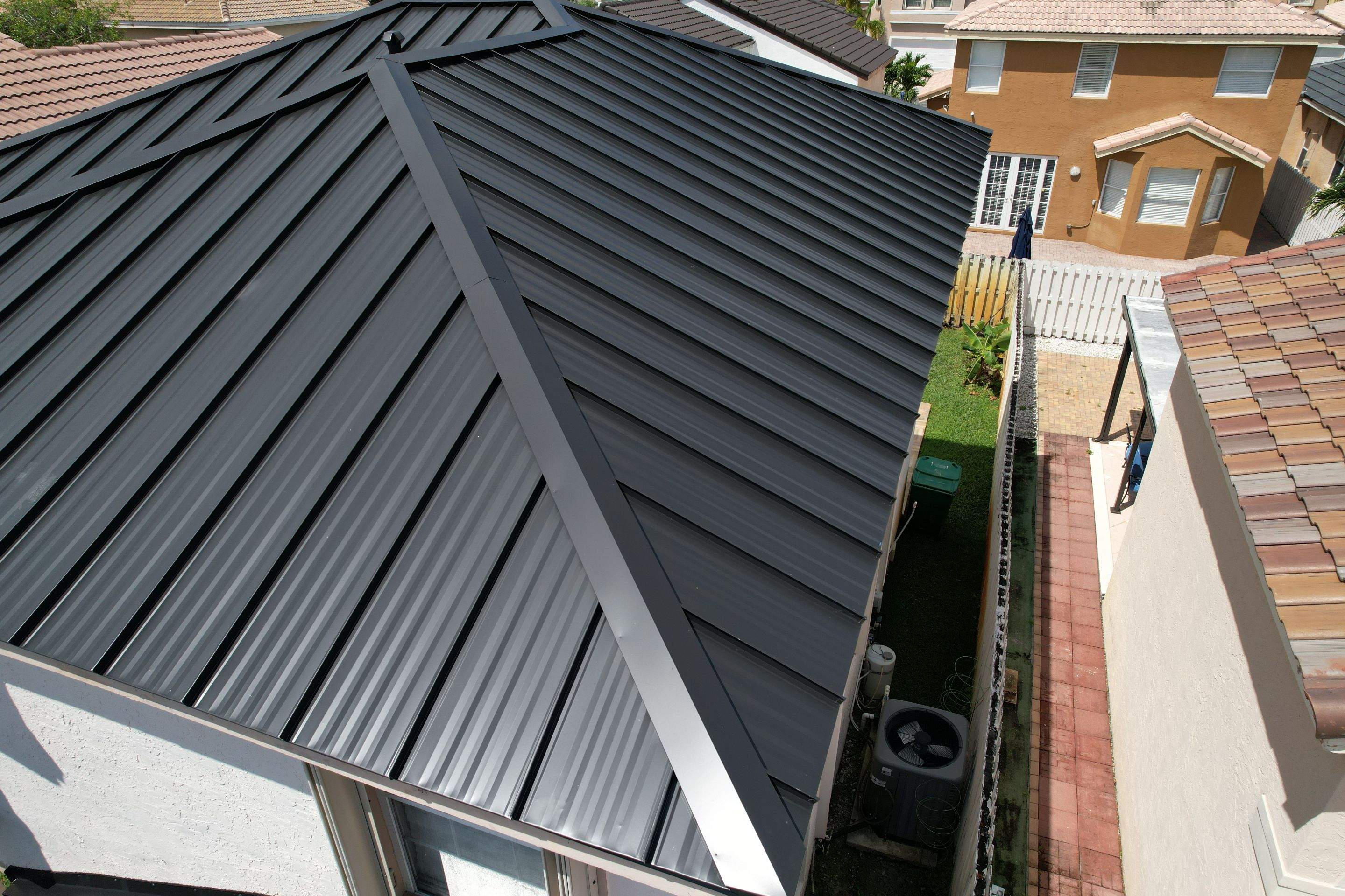 Metal Roof by Roofing Recovery