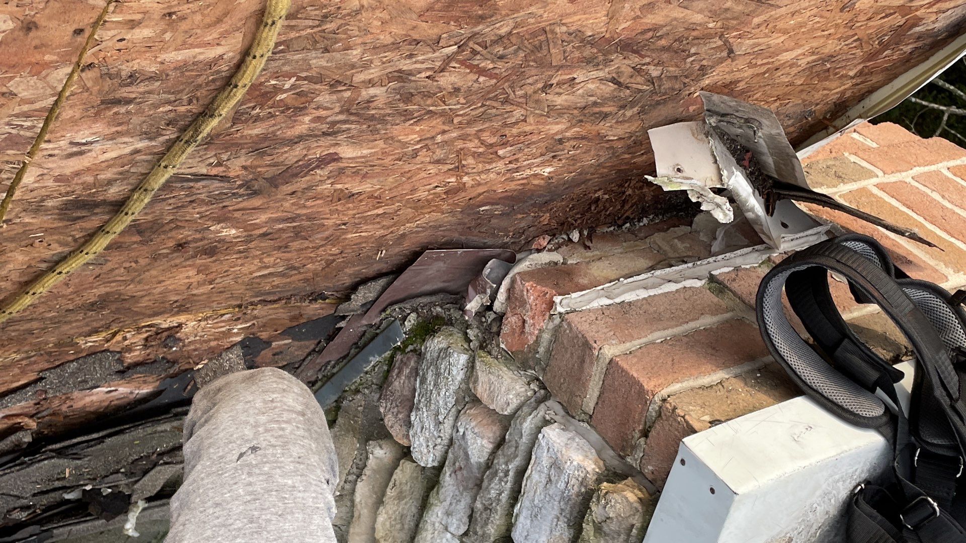 Roof Replacement using CertainTeed Landmark by 180 Contractors