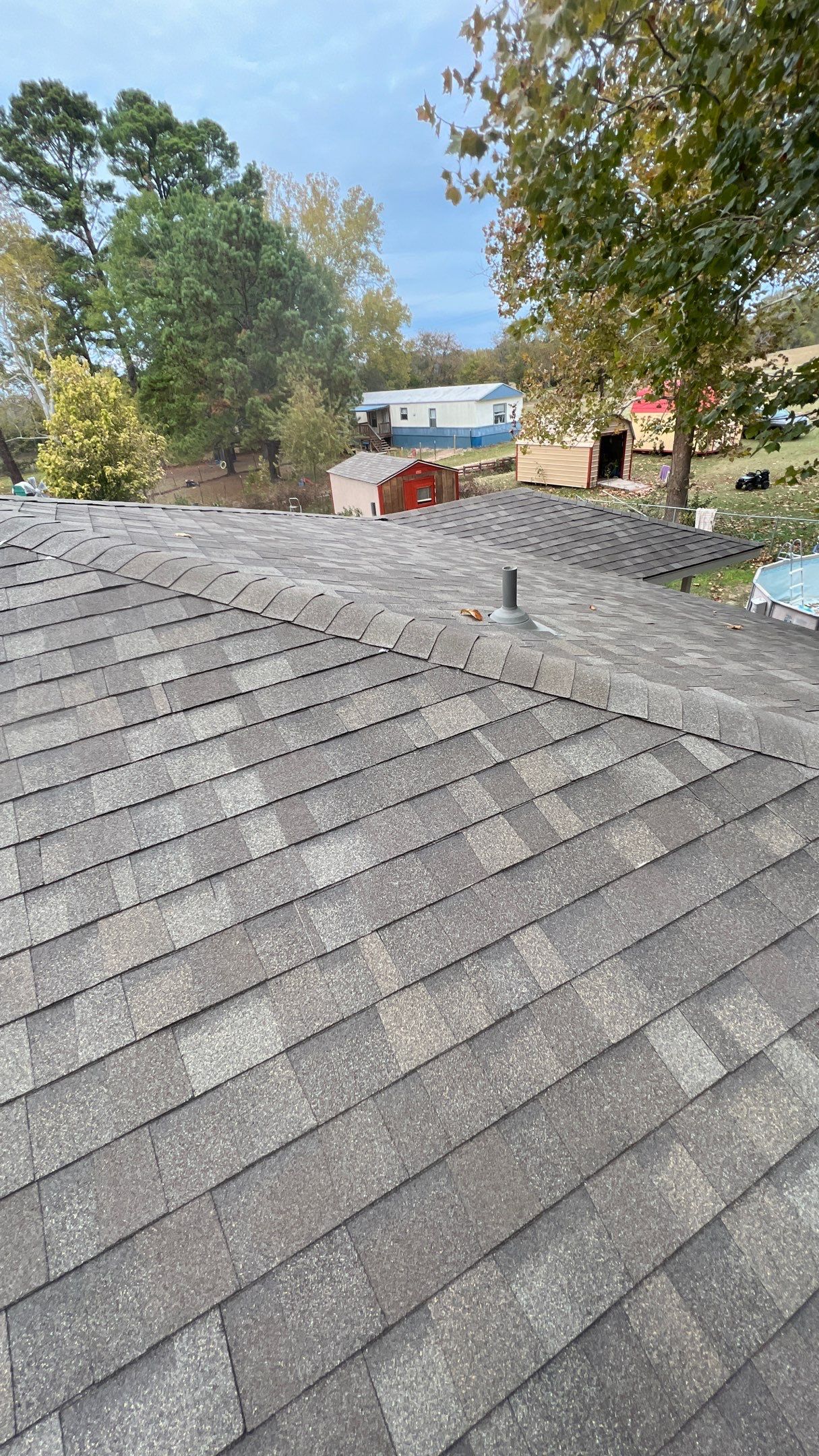 Owens Corning Oakridge Shingle - Color - Driftwood by deleted_company_780284