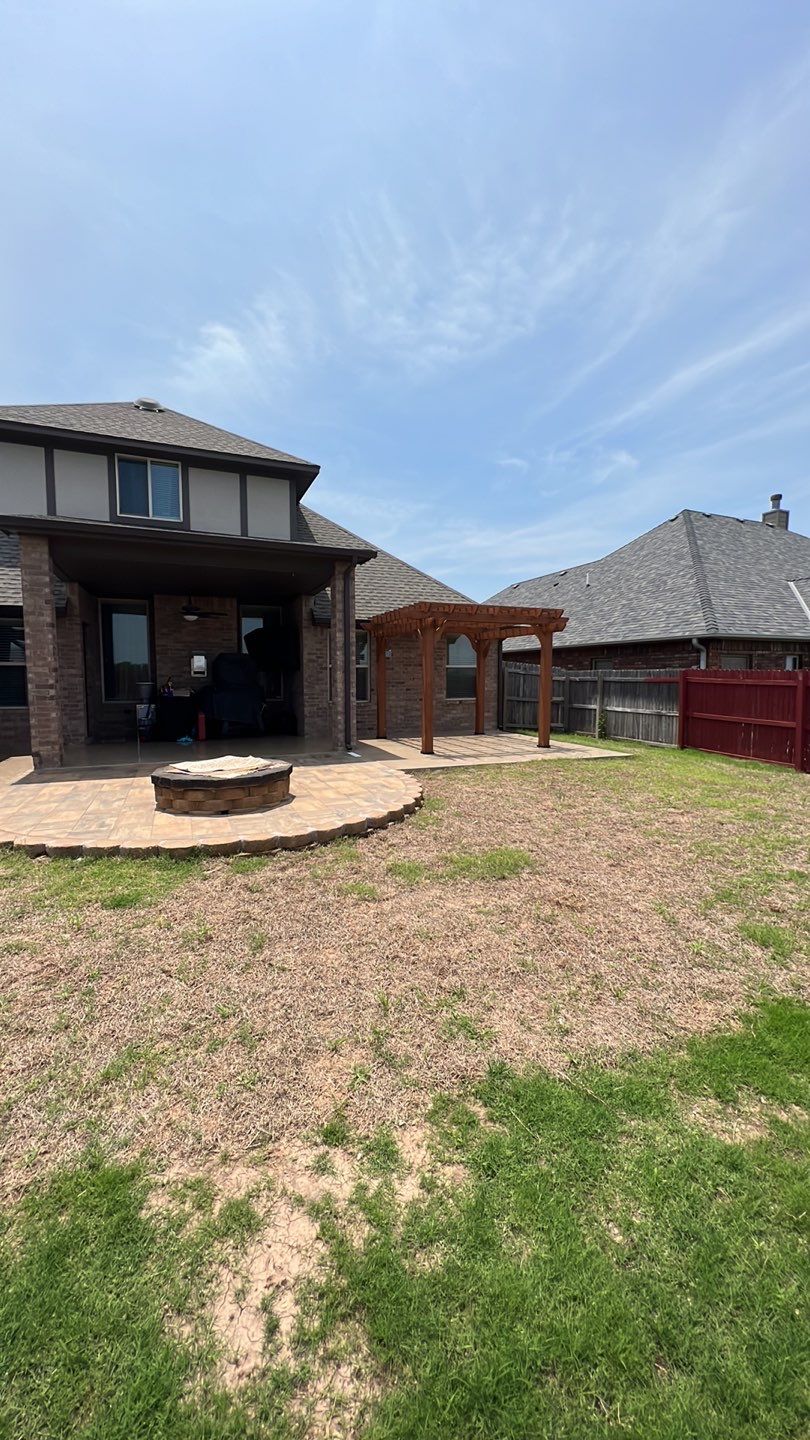 Outdoor kitchen by Clays Services Inc