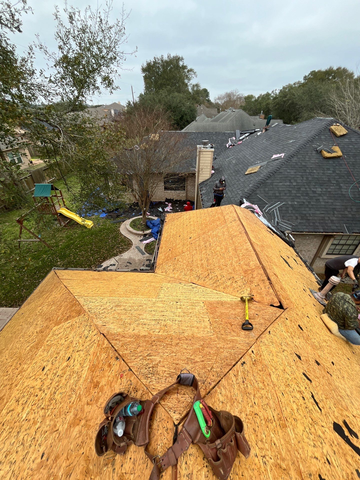 Residential Roofing Installation using Owens Corning Tru Def Duration by Berry Good Roofing 