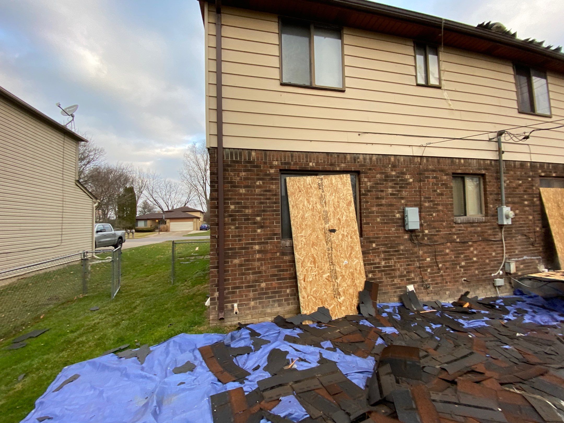 Roof Replacement using Owens Corning by 180 Contractors