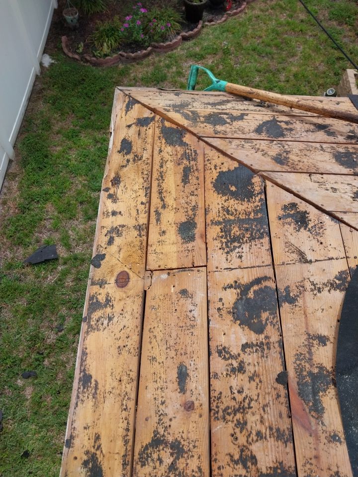 Project in St. Petersburg 33714 by Mitchell Roofing Company LLC 