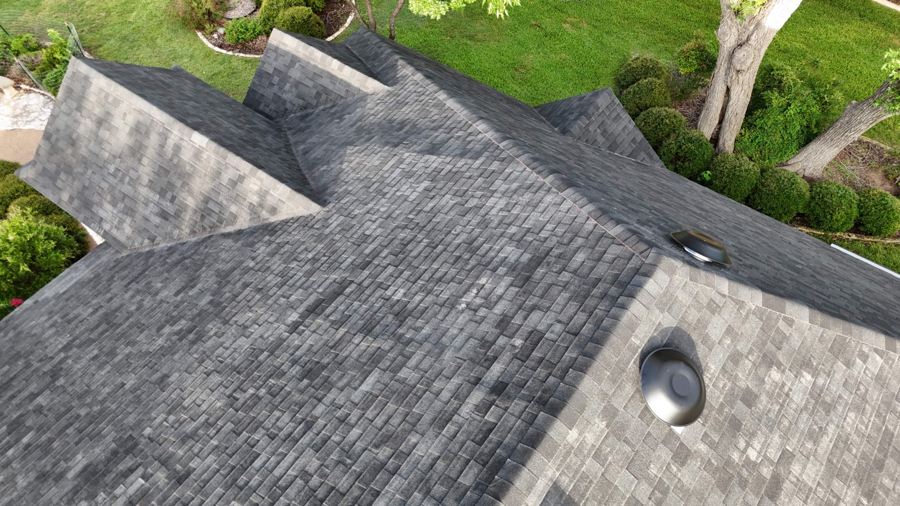 Brilliant Black - Malarkey Vista by RoofsOnly.com