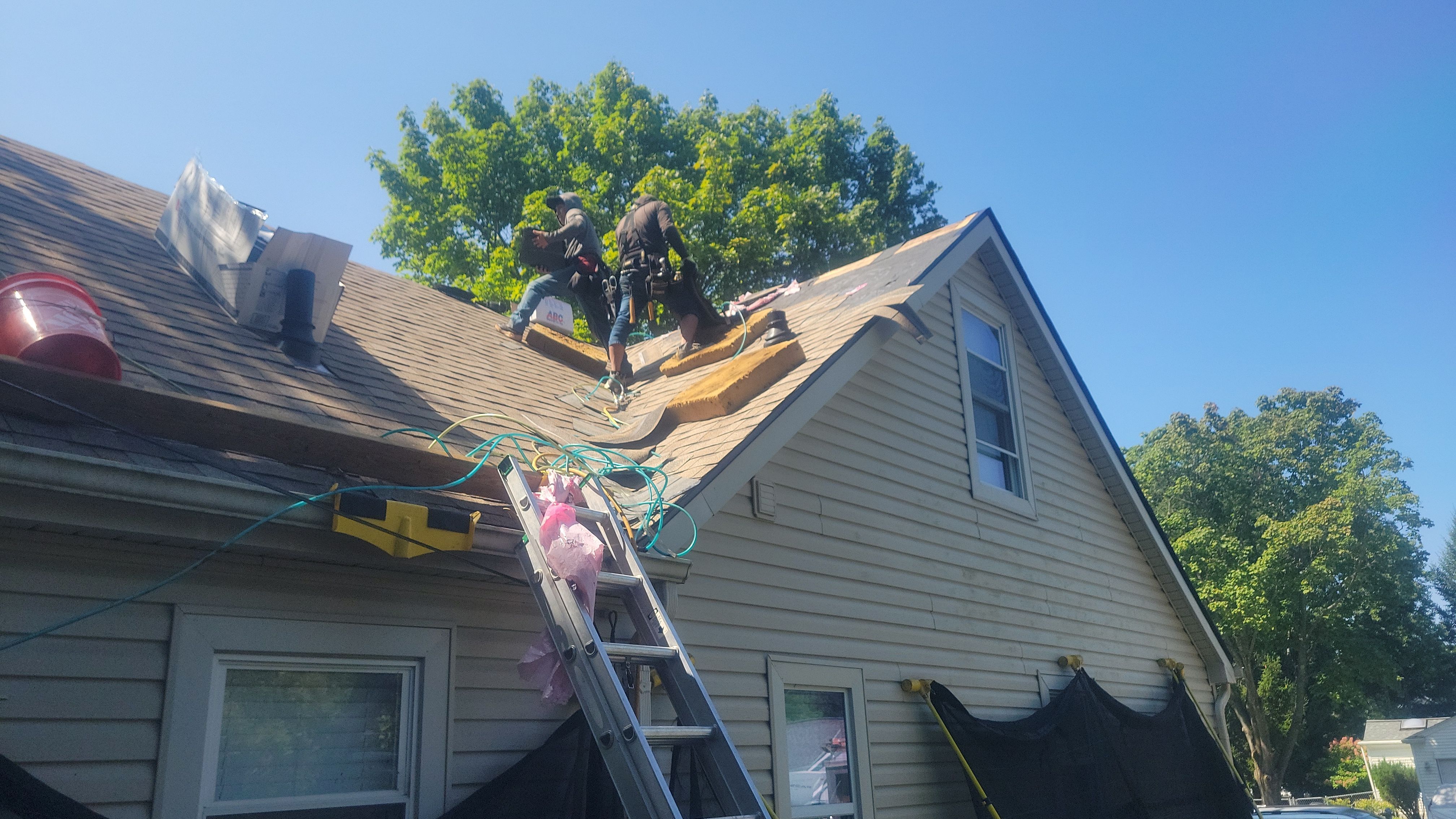 Roof Replacement using Owens Corning by 180 Contractors