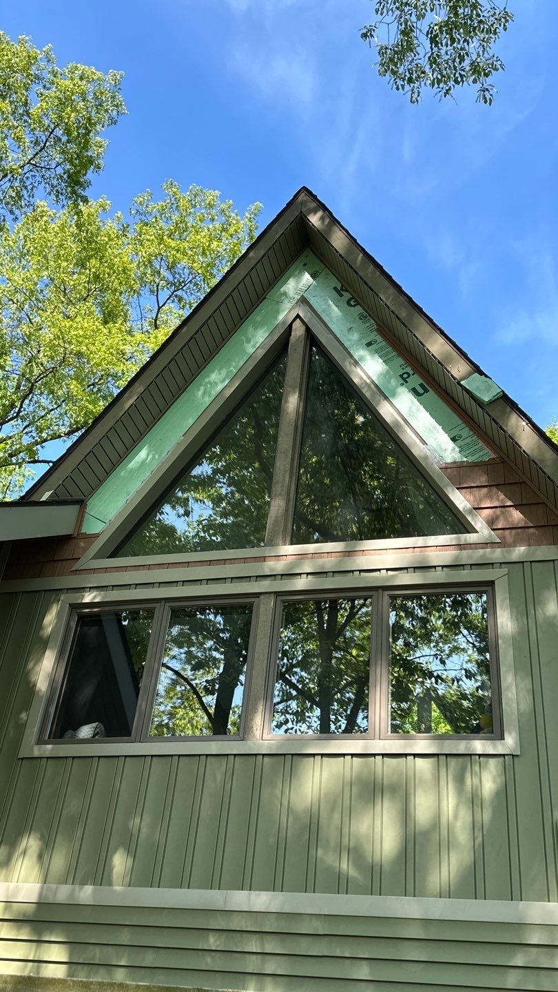 Siding Replacement using CertainTeed Restoration Classis D4 by 180 Contractors