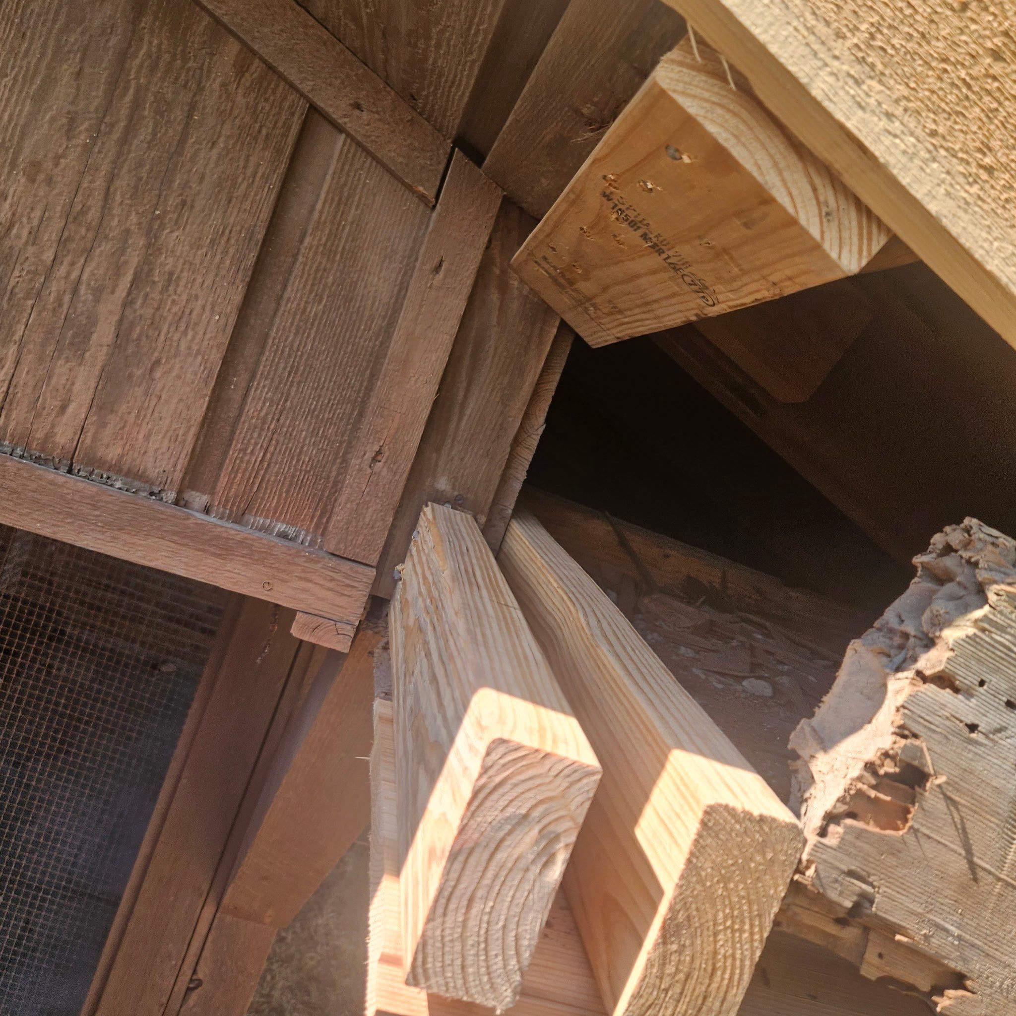 Country Roofing by Bayfront Roofing and Construction