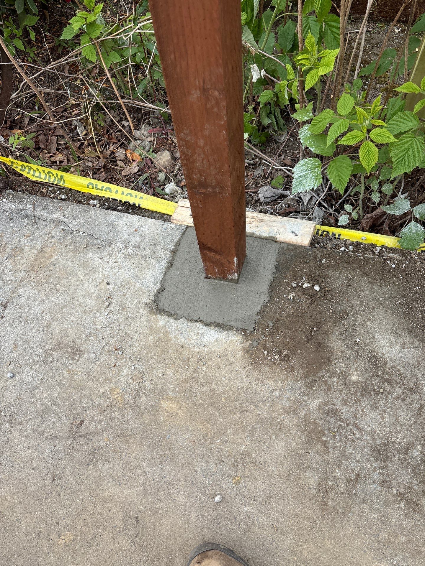 Retaining Wall & Fence Installation  by Jireh Asphalt & Concrete Inc 