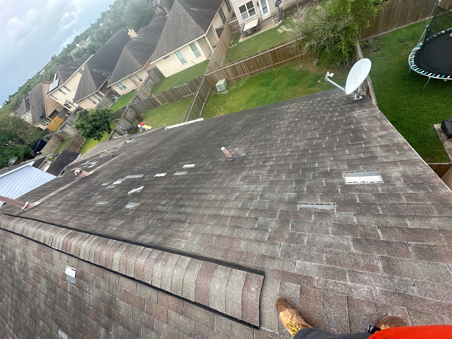 Residential Roofing Installation using Owen's Corning Duration (Lifetime) Shingles by Roof Repair Company