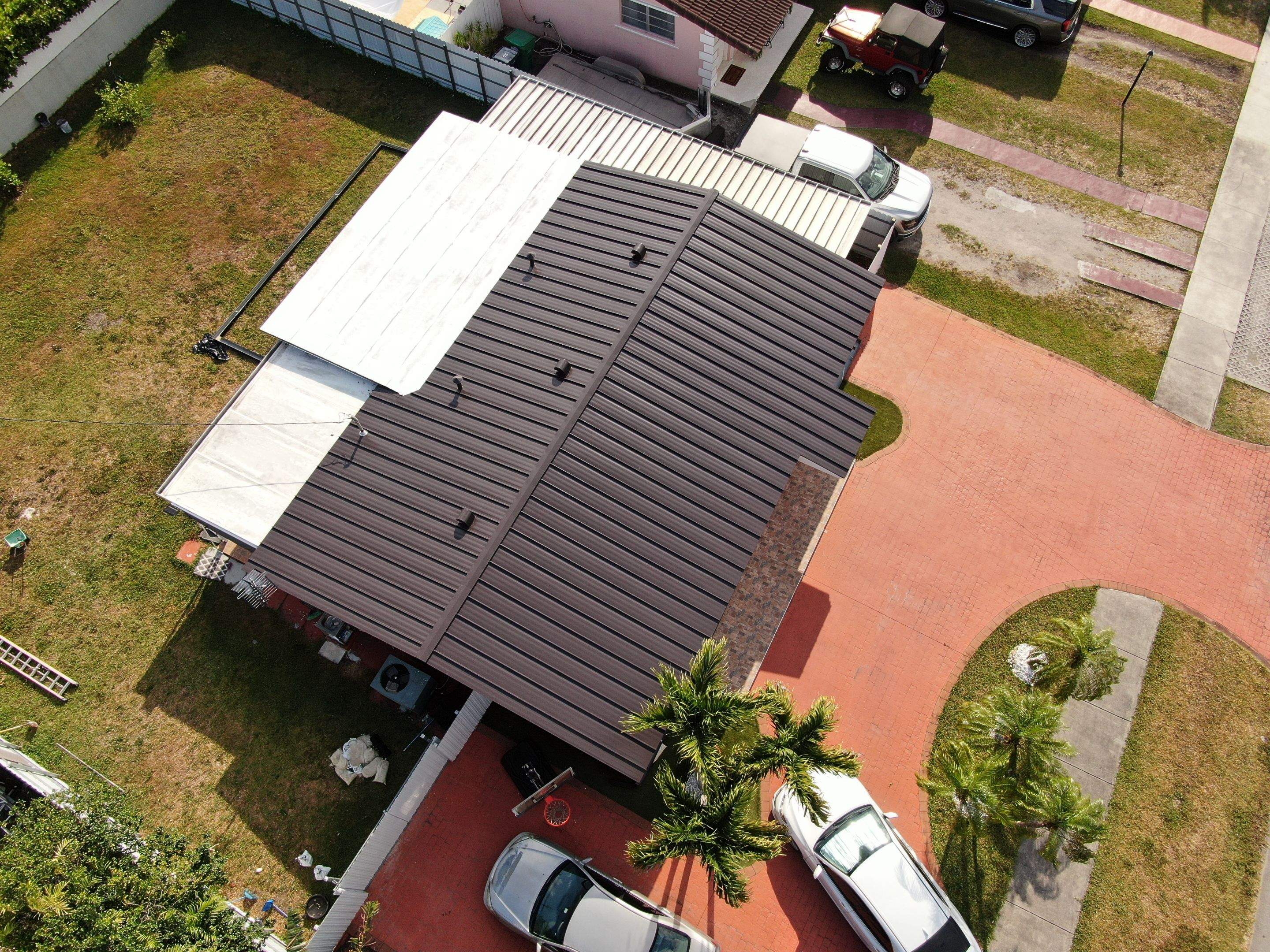 Metal Roof - Galvalume - Dark Bronze by Istueta Roofing