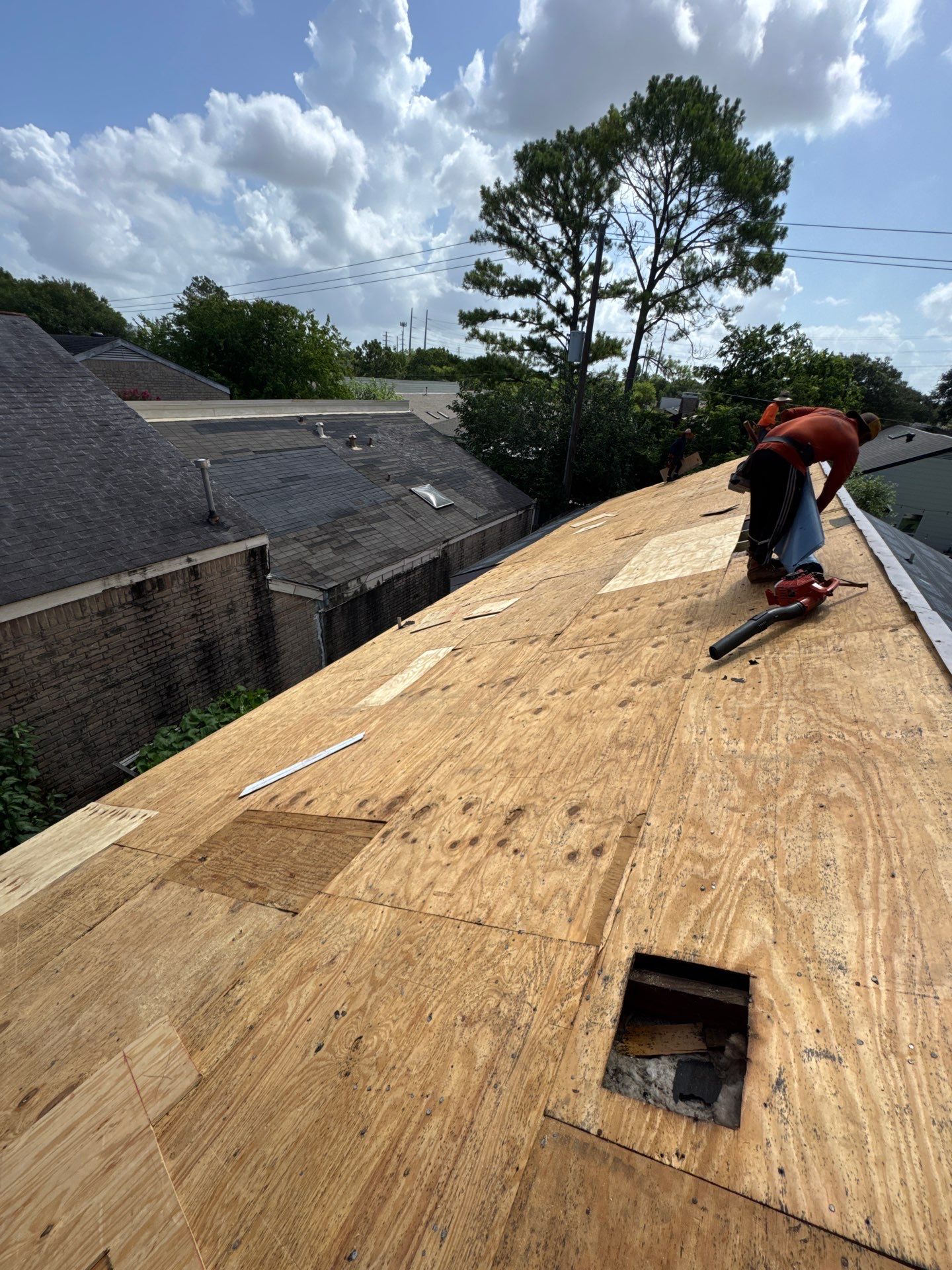 Roof Replacement Houston by Roof Repair Company