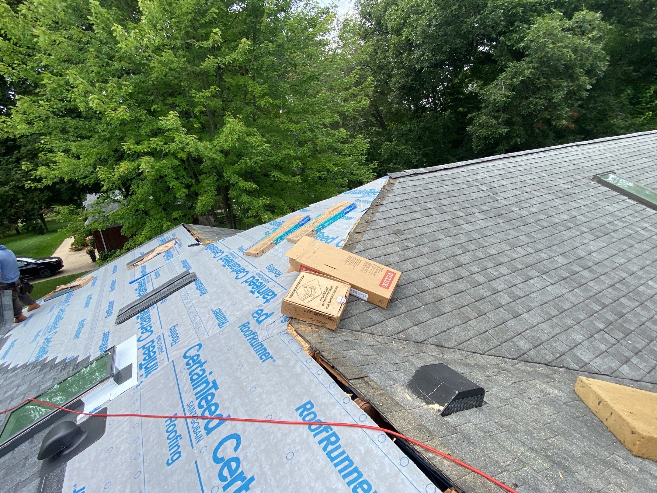Roof Replacement using CertainTeed Landmark by 180 Contractors