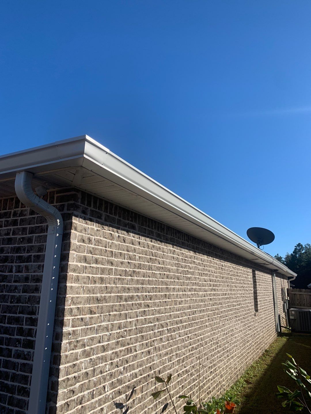 Seamless Gutter Project in Milton FL by Gutter Professors