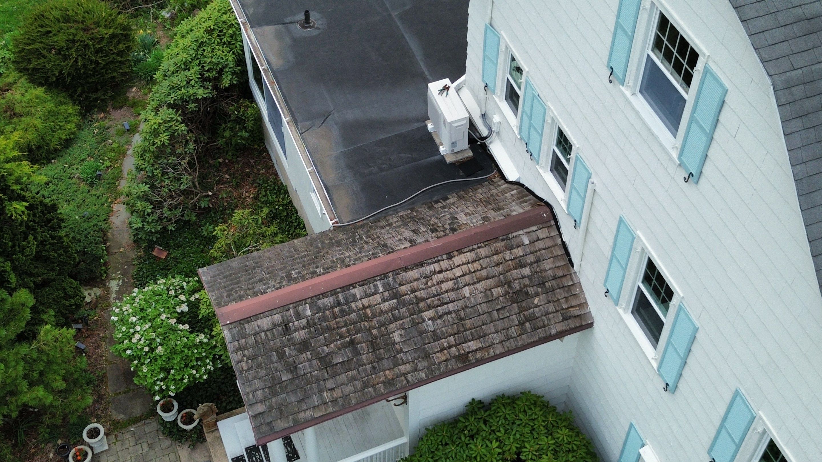 Owens Corning Duration: Slatestone Gray + Cedar Shingles + EPDM in Middletown by Golden Shield Roofing