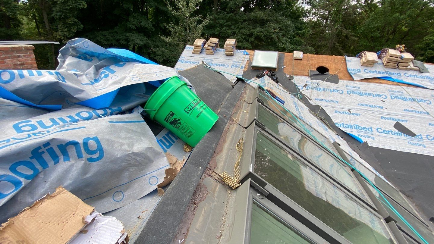 Roof Replacement using CertainTeed Landmark Pro by 180 Contractors