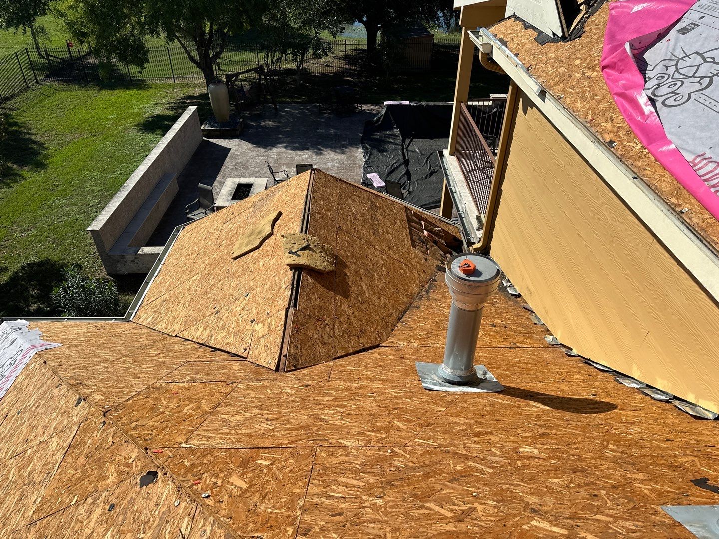 Residential Roofing Installation using Owen's Corning Duration (Lifetime) Shingles by Roof Repair Company