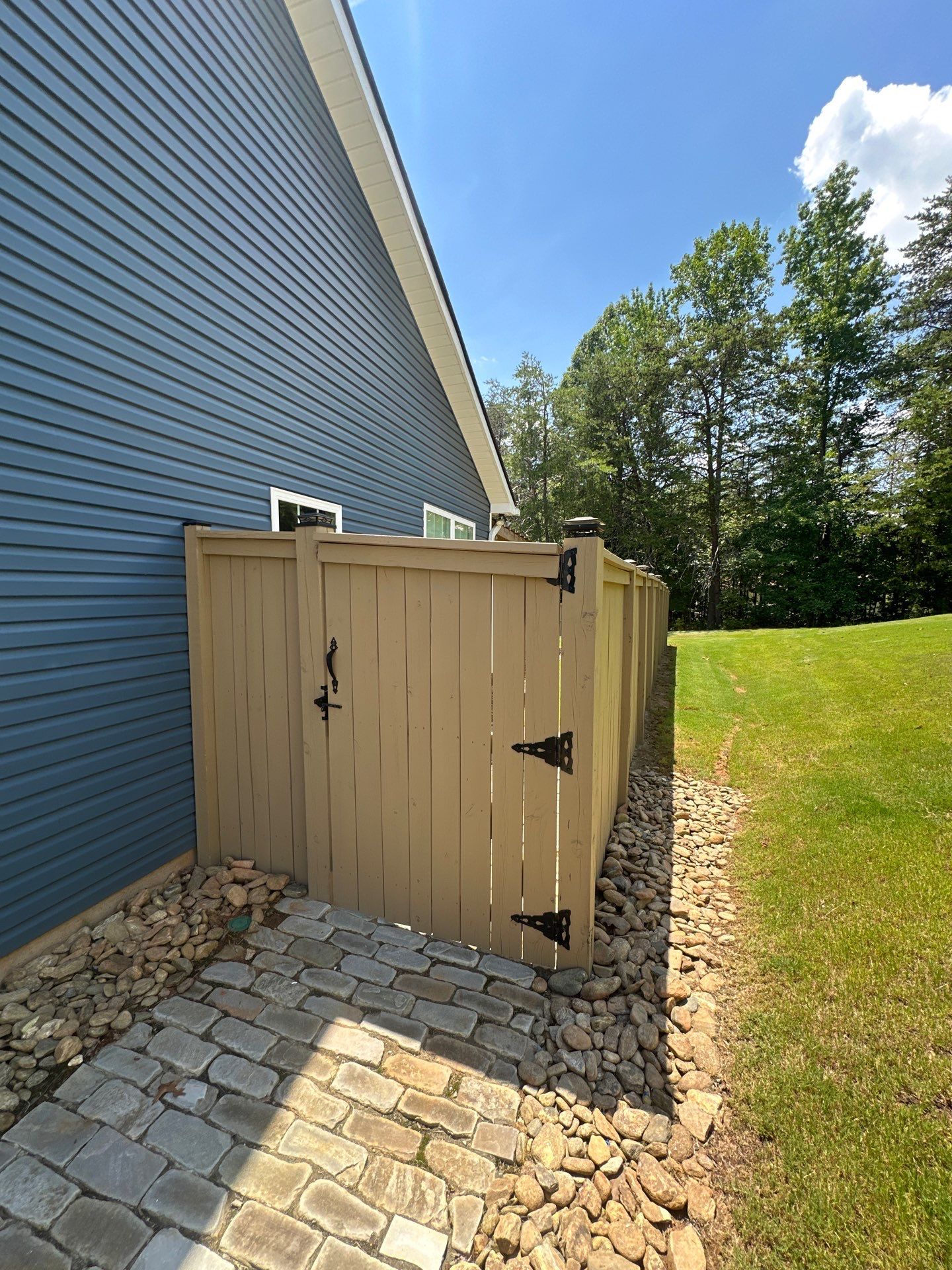 Privacy Fence Professional Staining in Travelers Rest by Painter1