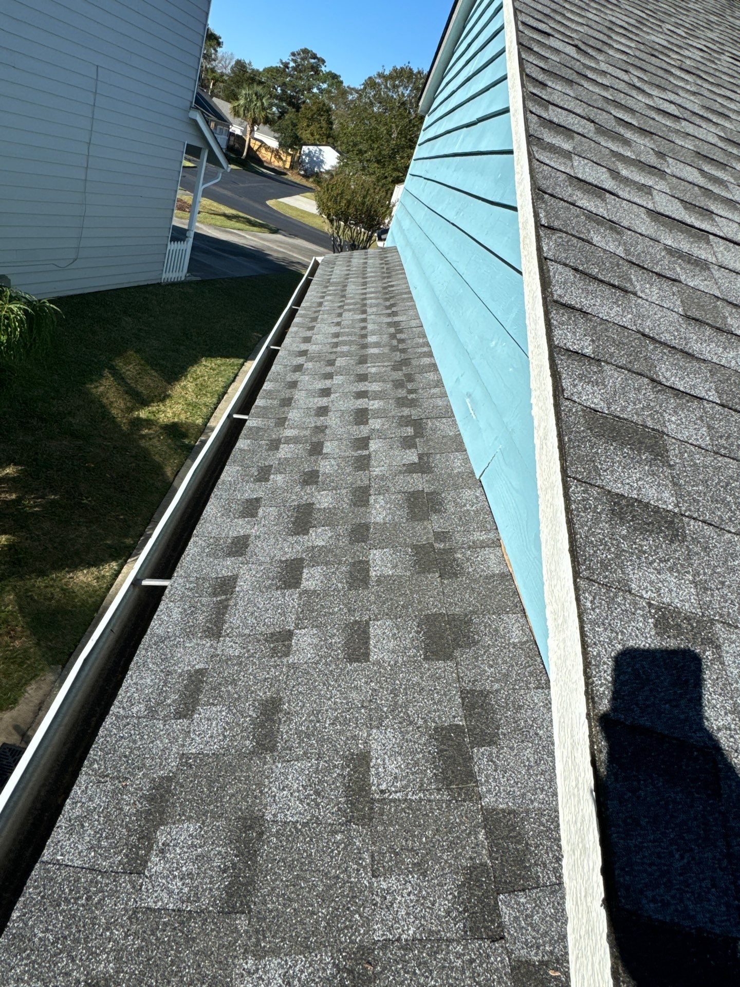GAF HDZ - Pewter Gray by Linta Roofing Inc