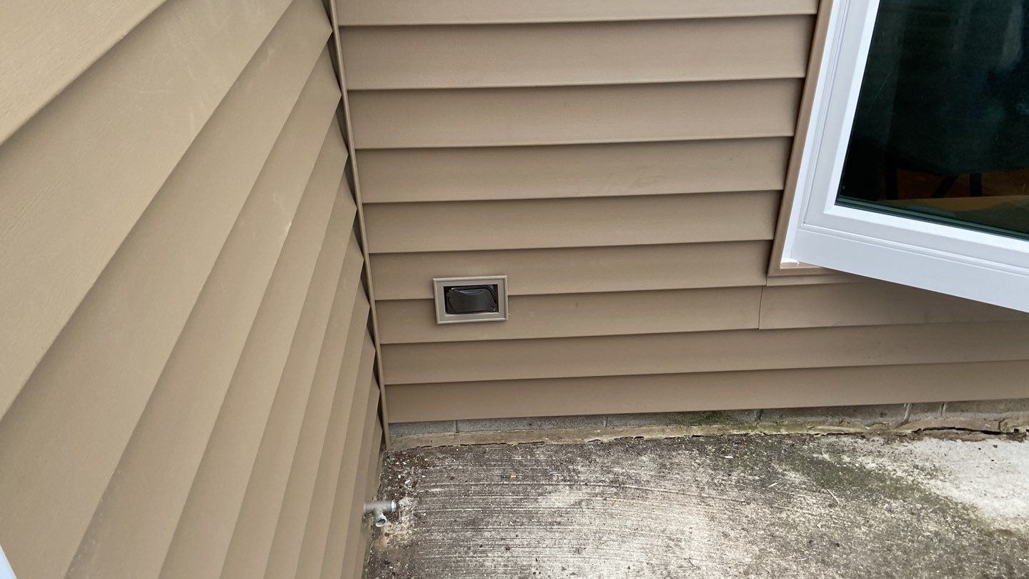 Siding Replacement using CertainTeed Monogram D5 Clapboard by 180 Contractors