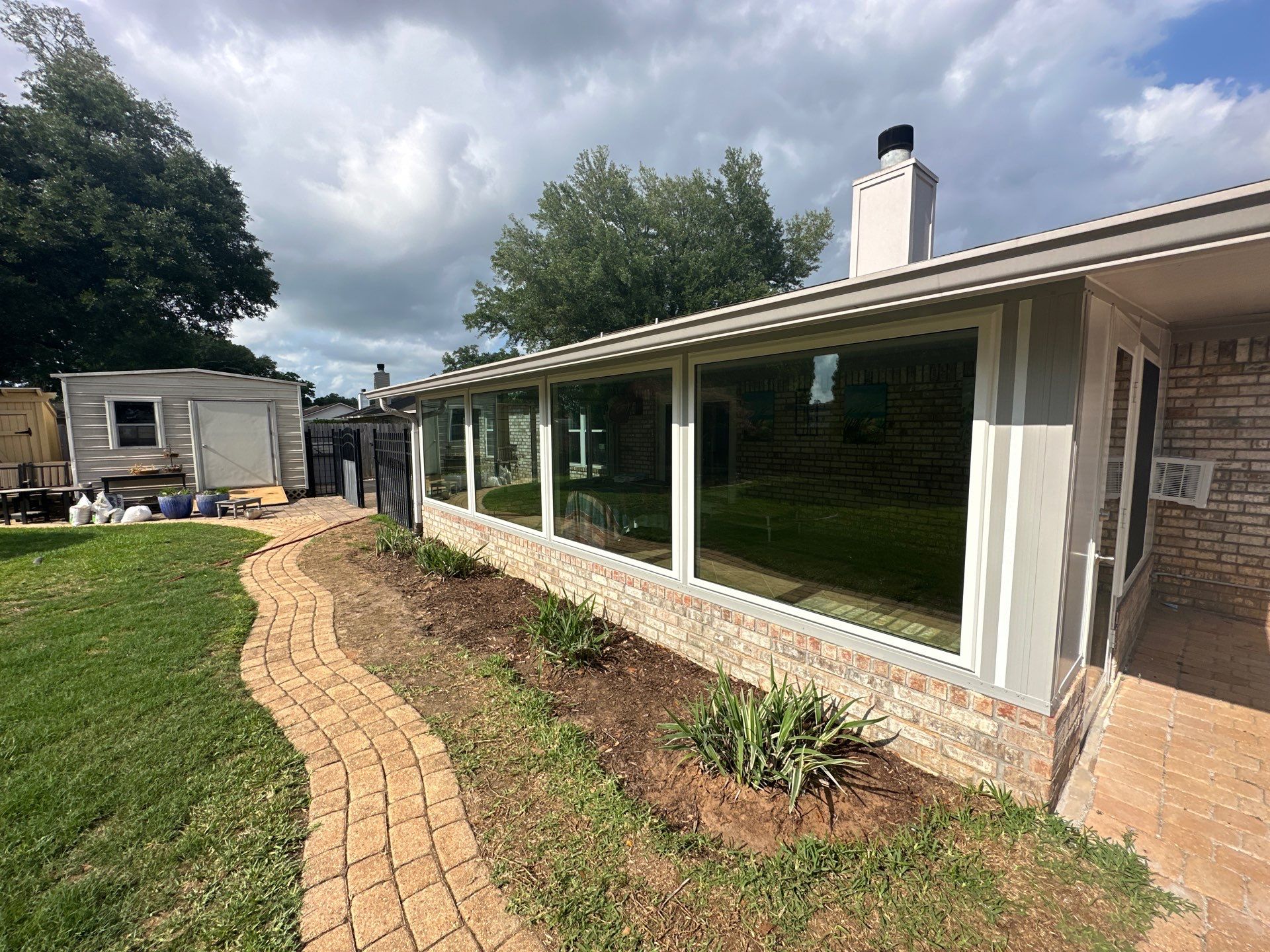 Glass Room using Colorbeam by Titan Sunrooms