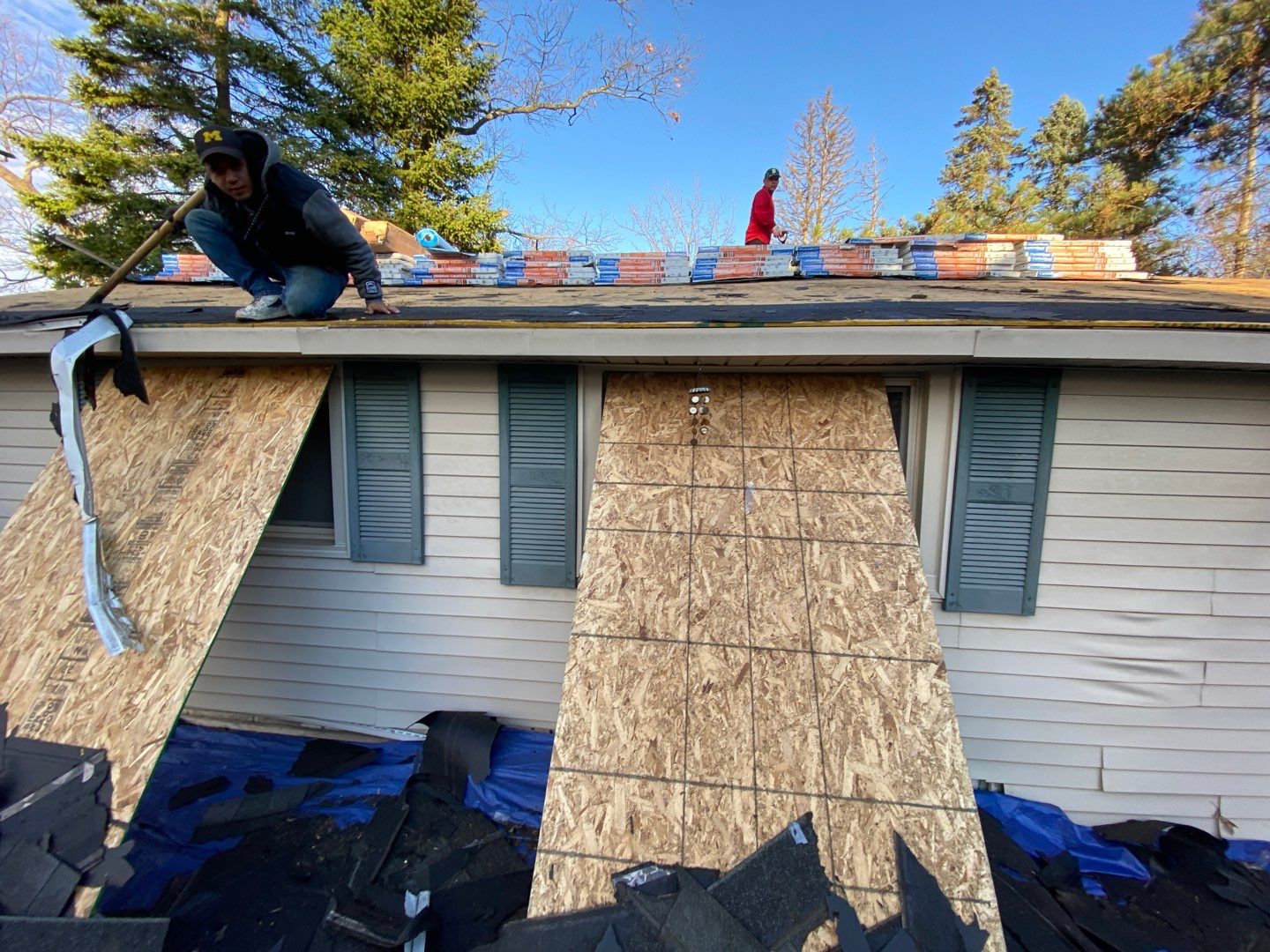 Roof Replacement using CertainTeed Landmark by 180 Contractors