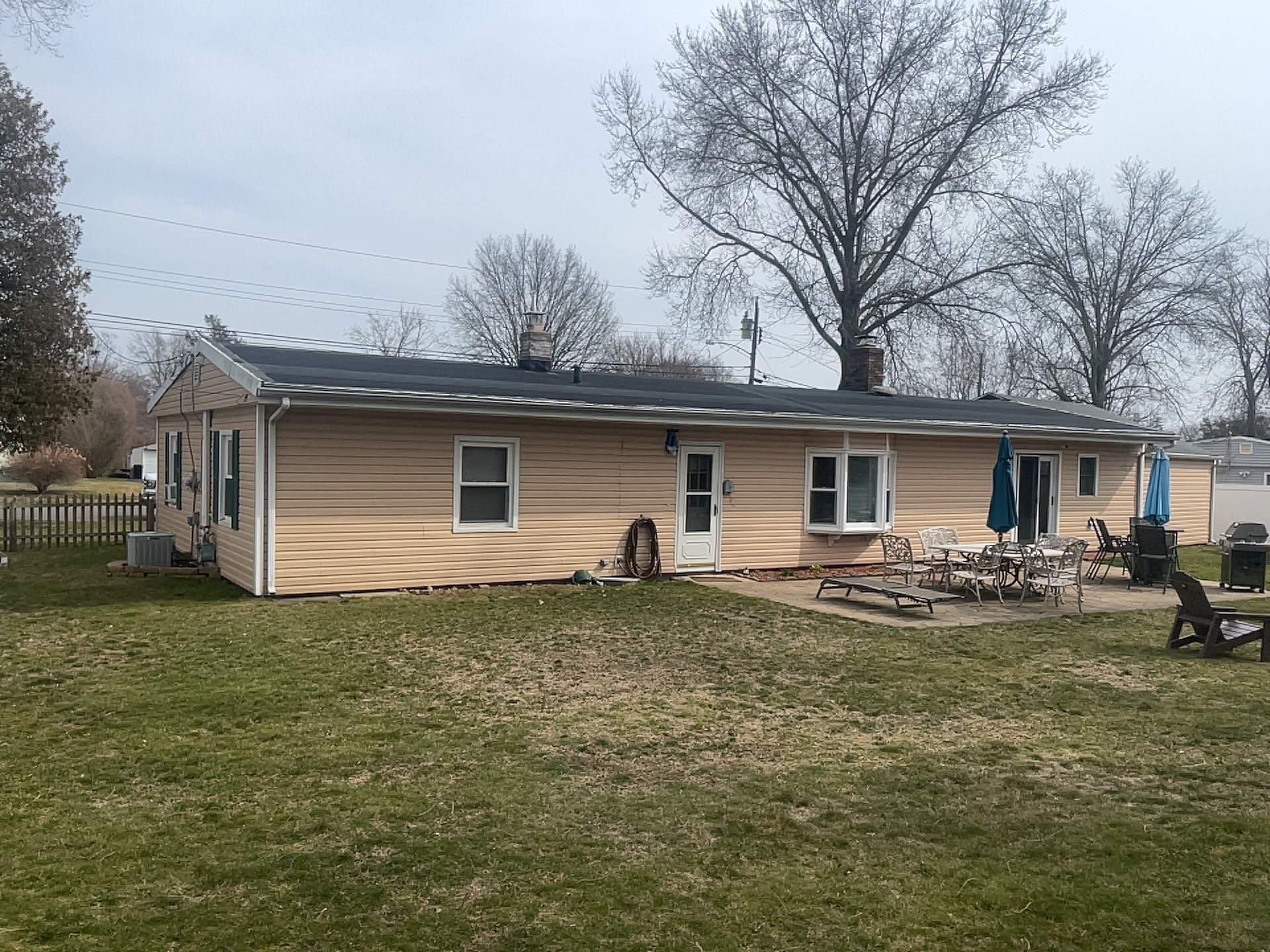 Residential Roofing Installation using Owens Corning TruDefinition Peppercorn  by A Plus Exterior