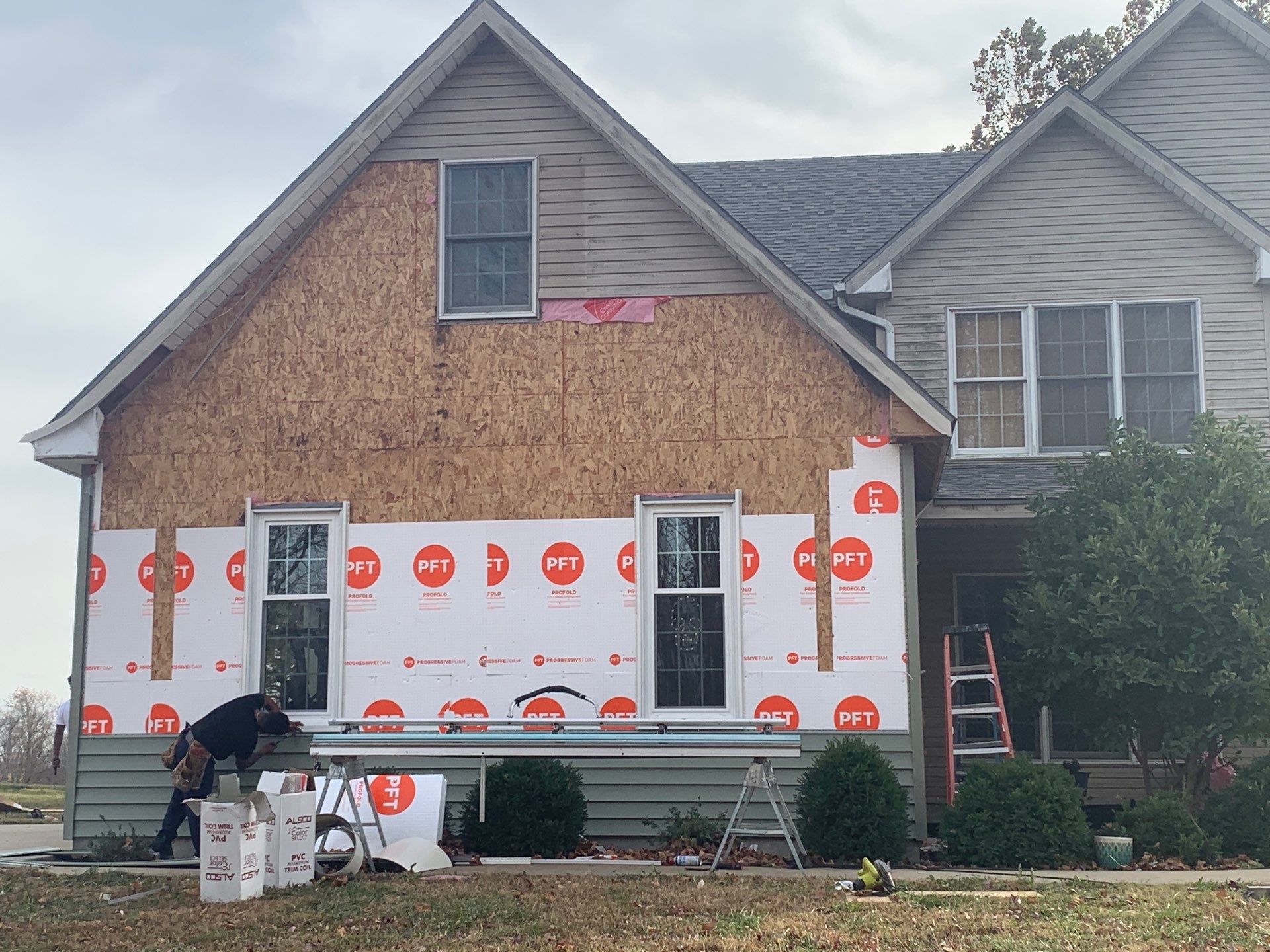 Comprehensive Residential Roof and Siding Replacement in Smithville Missouri by EEC Windows, Siding & Roofing