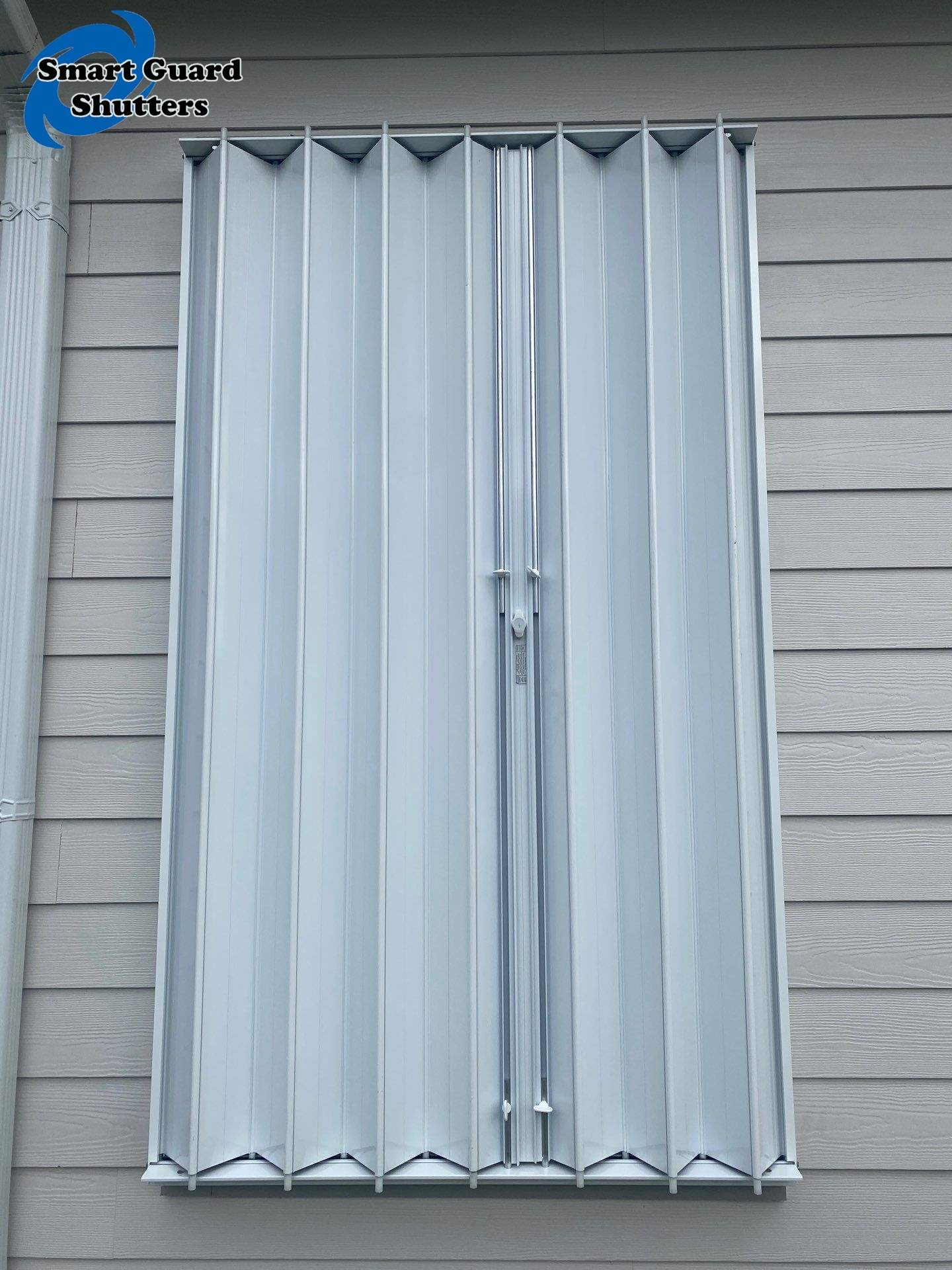 Hurrican Protection in Whtie by Smart Guard Shutters