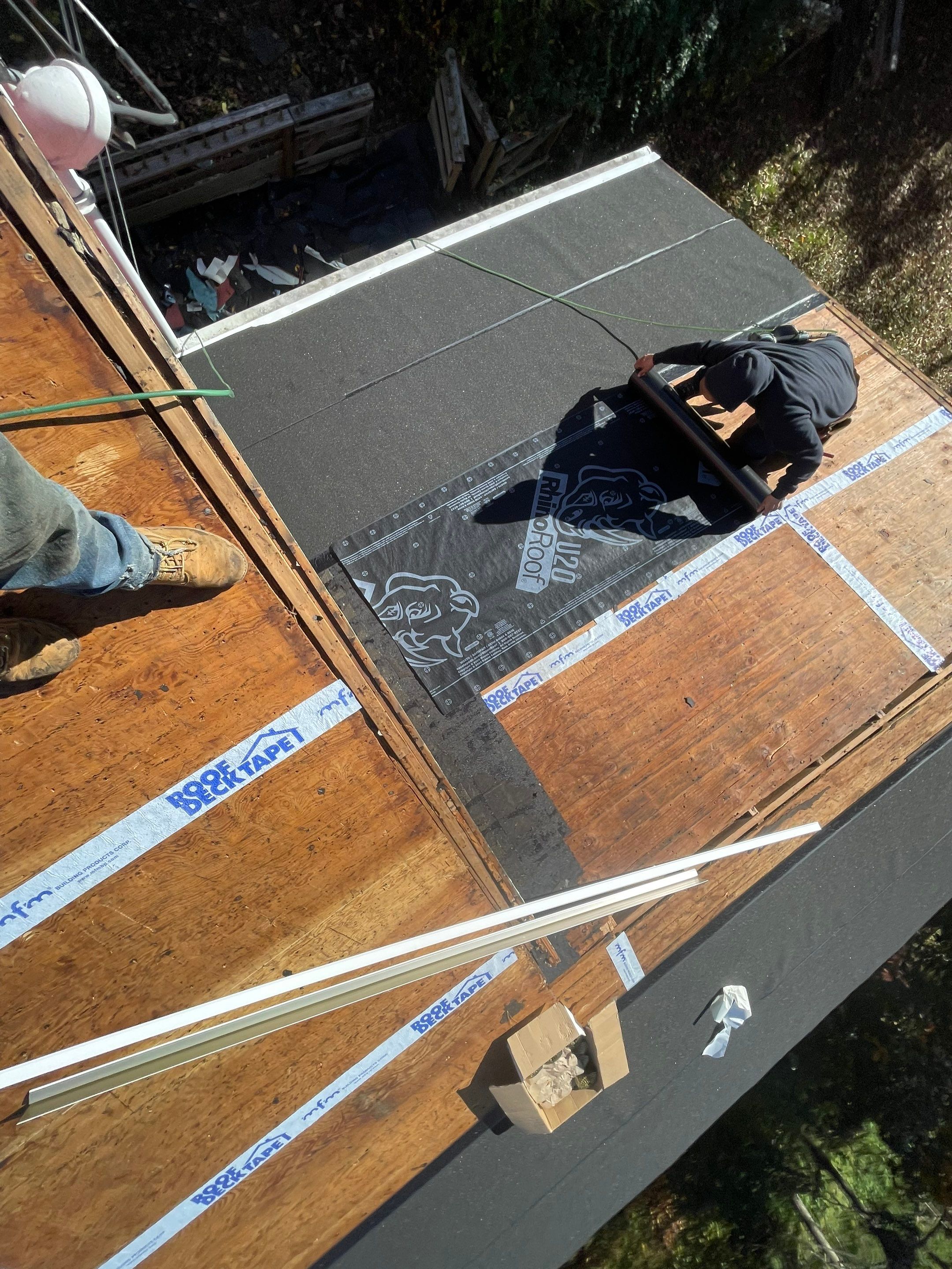 Residential Roofing Installation using Owens Corning TruDefinition Duration AR - Estate Gray & White Double 4 Siding by A Plus Exterior