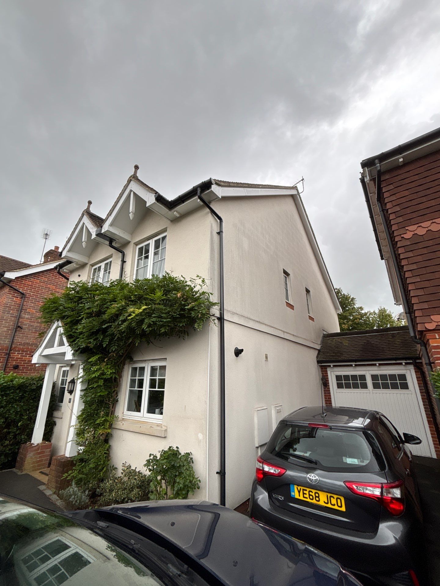 Render Cleaning by Ges Exterior Cleaning ltd
