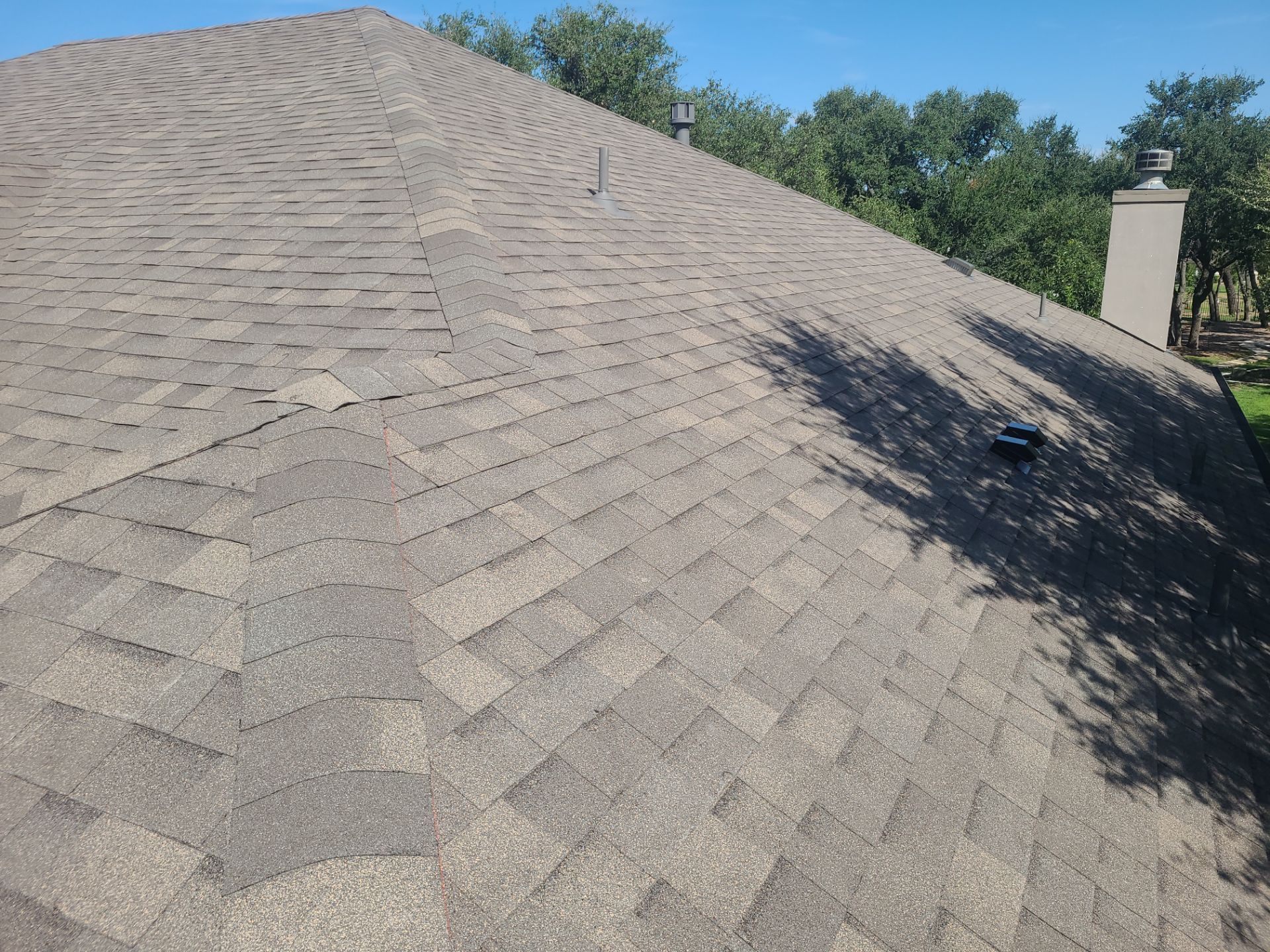 Class IV, Malarkey Vista  by Oakwood Roofing and Construction, LLC