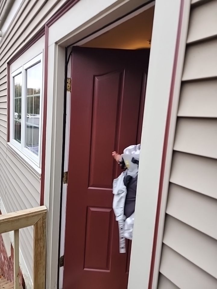 Vinyl siding and Entry Doors inn  Watertown, MA by UBrothers Construction