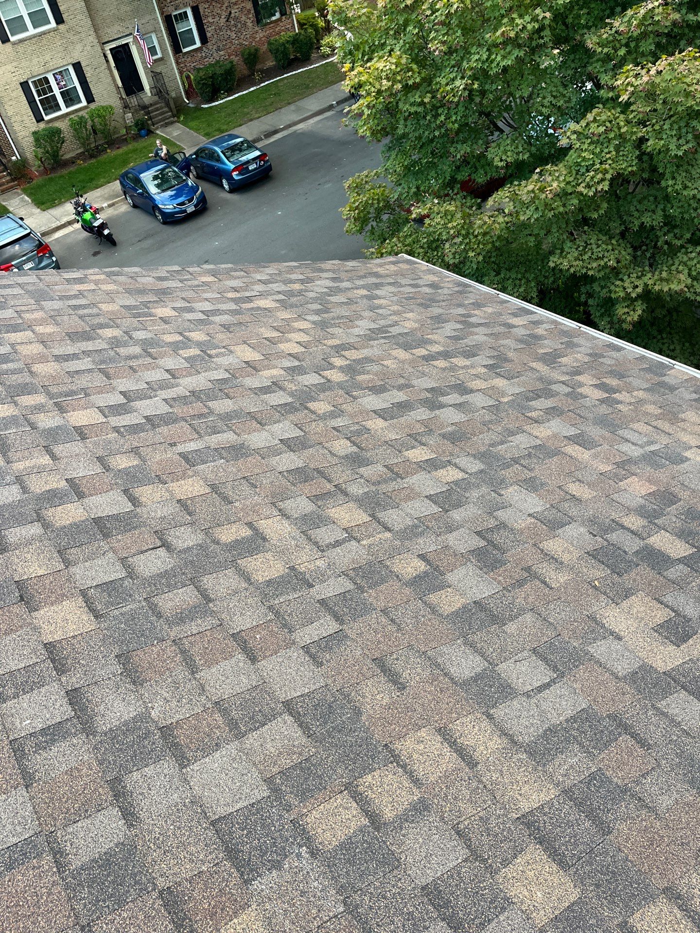 Springfield: Roof Replacement with Landmark Pro Designer Shingles in Max Def Shenandoah by RM Banning, Inc.