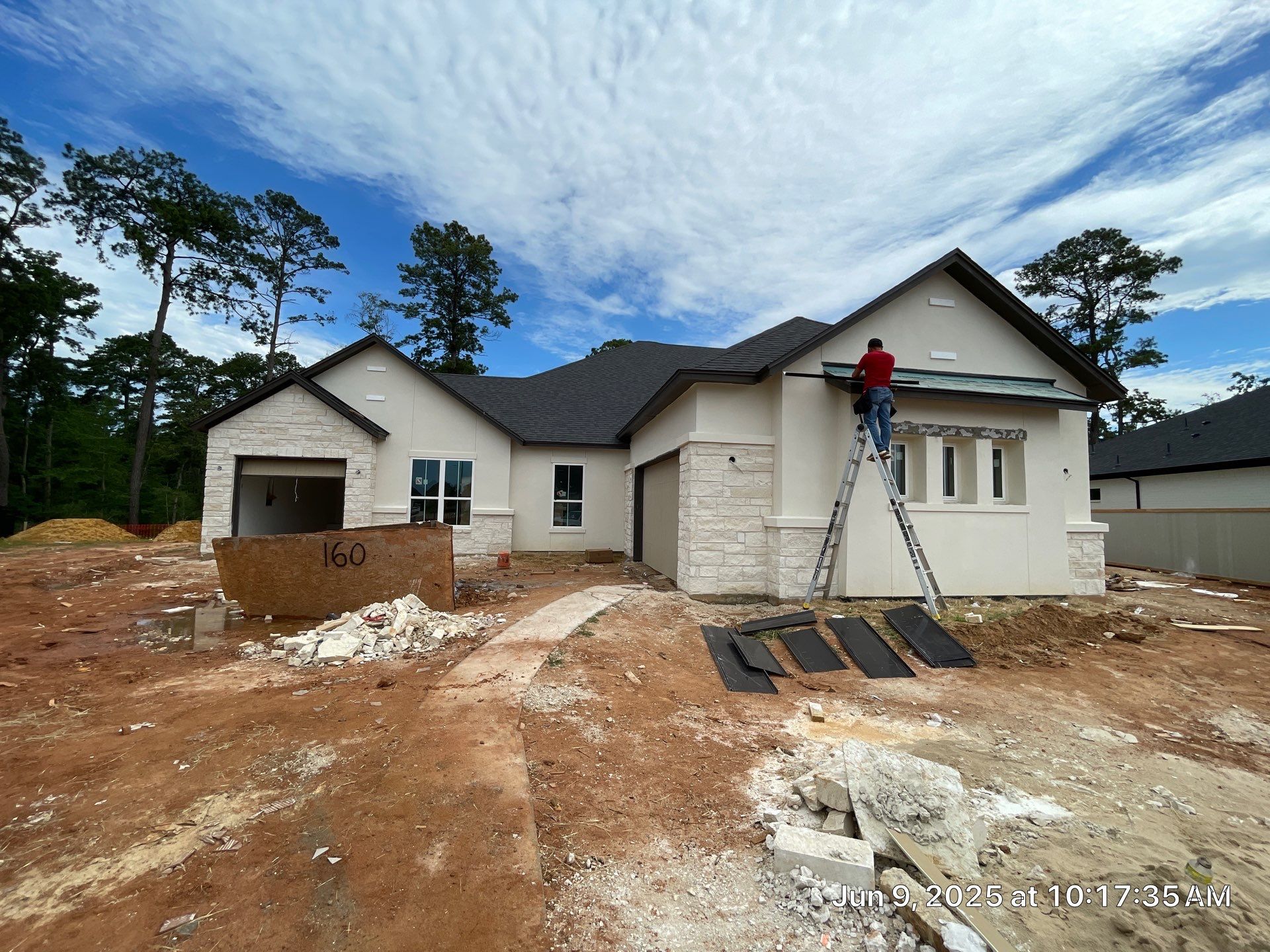 Magnolia Craftsmanship: Stucco and Foam Accents with Stone Integration by Apex Conventional Stucco Llc